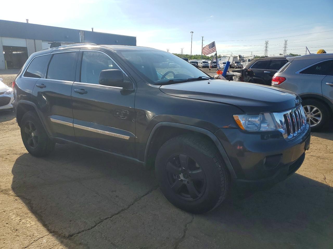 2011 Jeep Grand Cherokee Laredo Black vin: 1J4RR4GG1BC572813