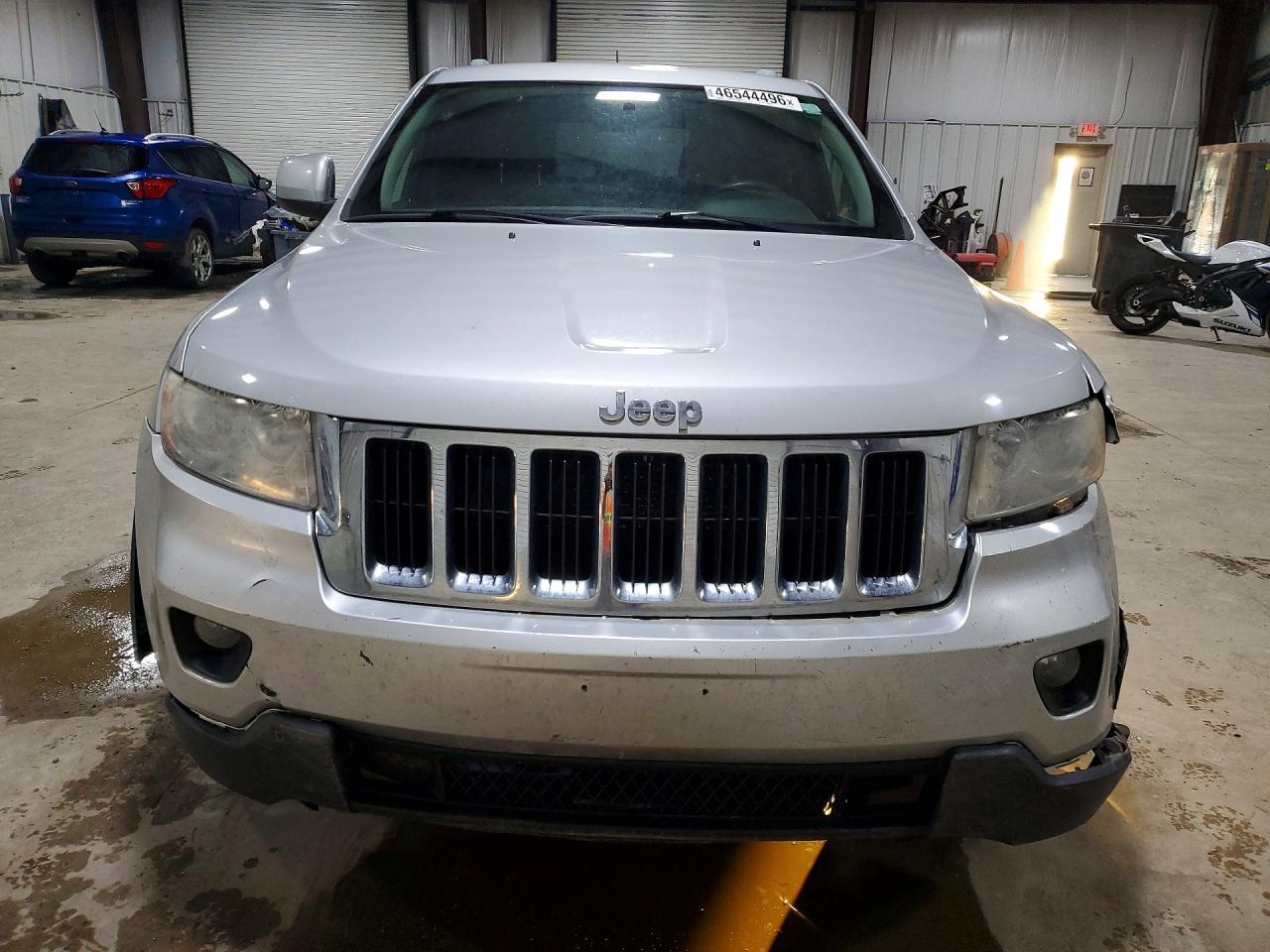 2011 Jeep Grand Cherokee Laredo Silver vin: 1J4RR4GG1BC581379