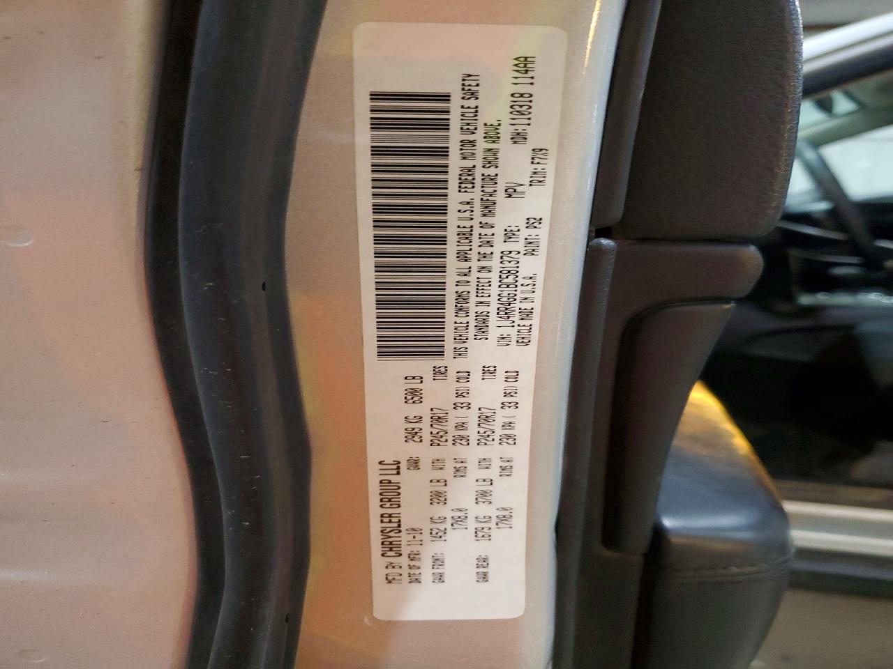 2011 Jeep Grand Cherokee Laredo Silver vin: 1J4RR4GG1BC581379