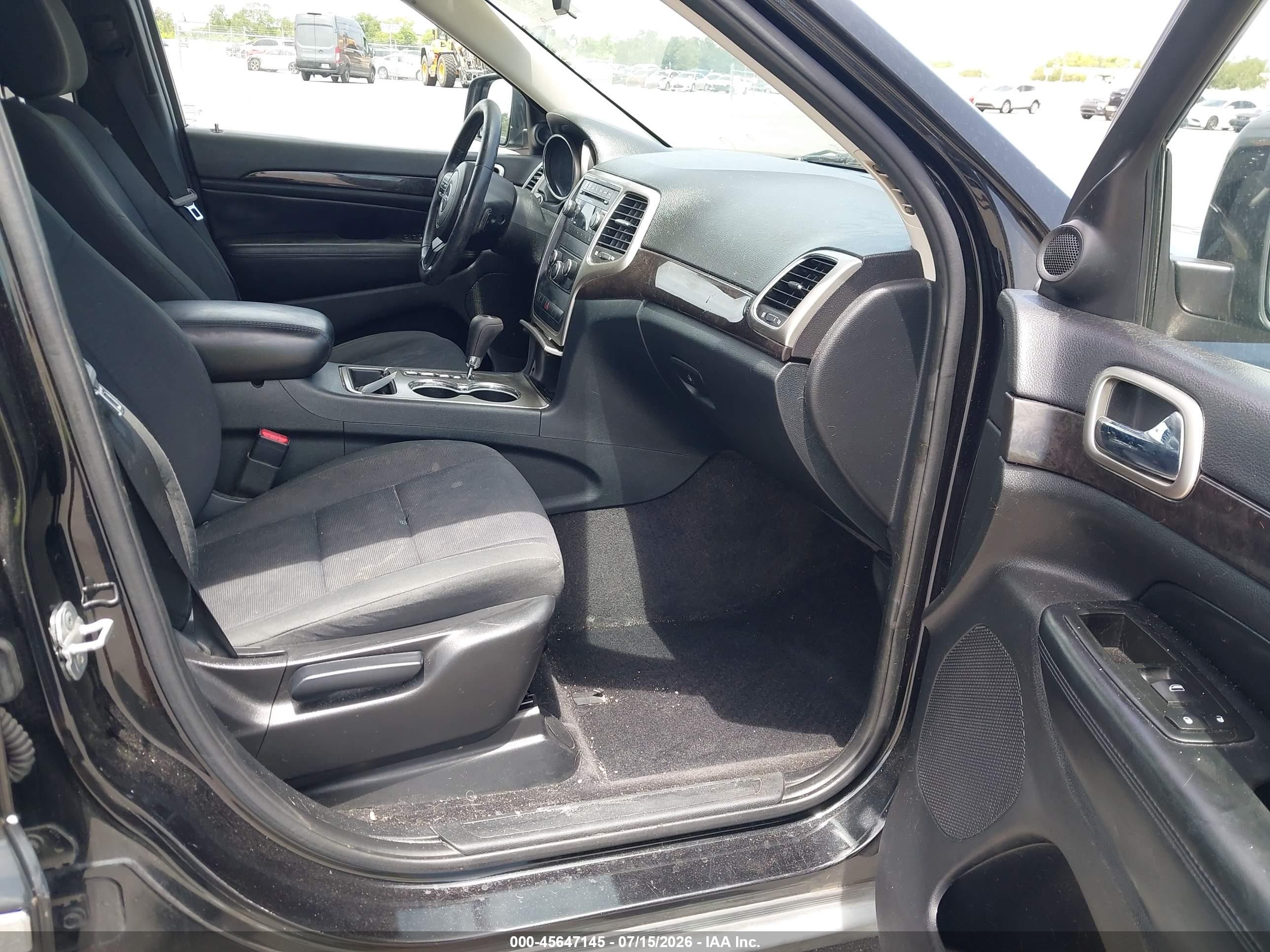 2011 Jeep Grand Cherokee Laredo Black vin: 1J4RR4GG1BC585285
