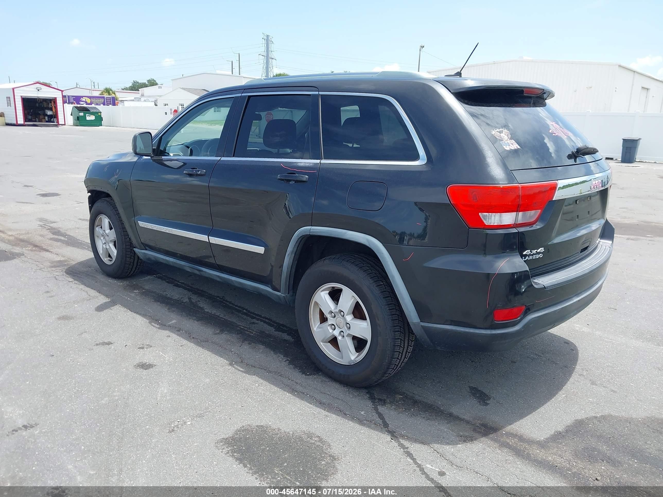 2011 Jeep Grand Cherokee Laredo Black vin: 1J4RR4GG1BC585285