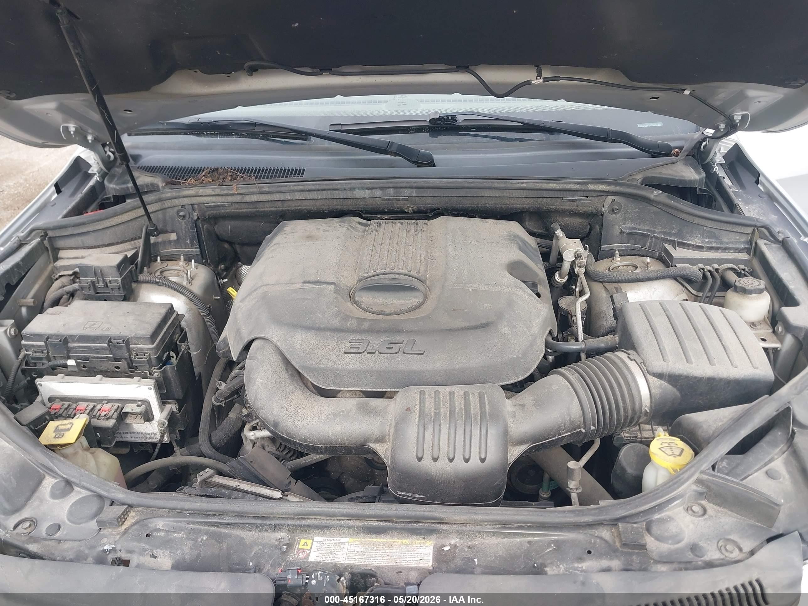 2011 Jeep Grand Cherokee Laredo Silver vin: 1J4RR4GG1BC609522