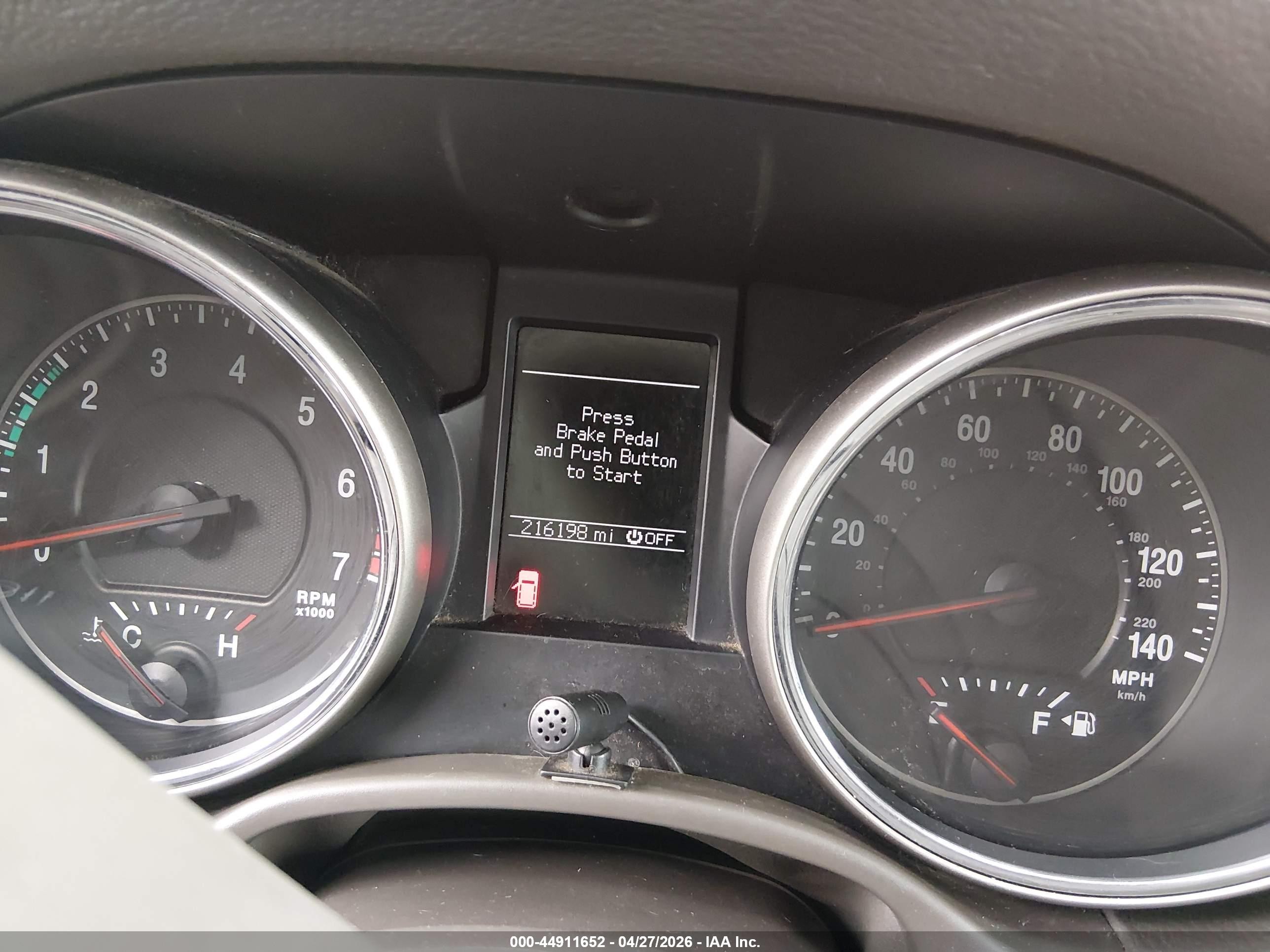 2011 Jeep Grand Cherokee Laredo Red vin: 1J4RR4GG1BC680932