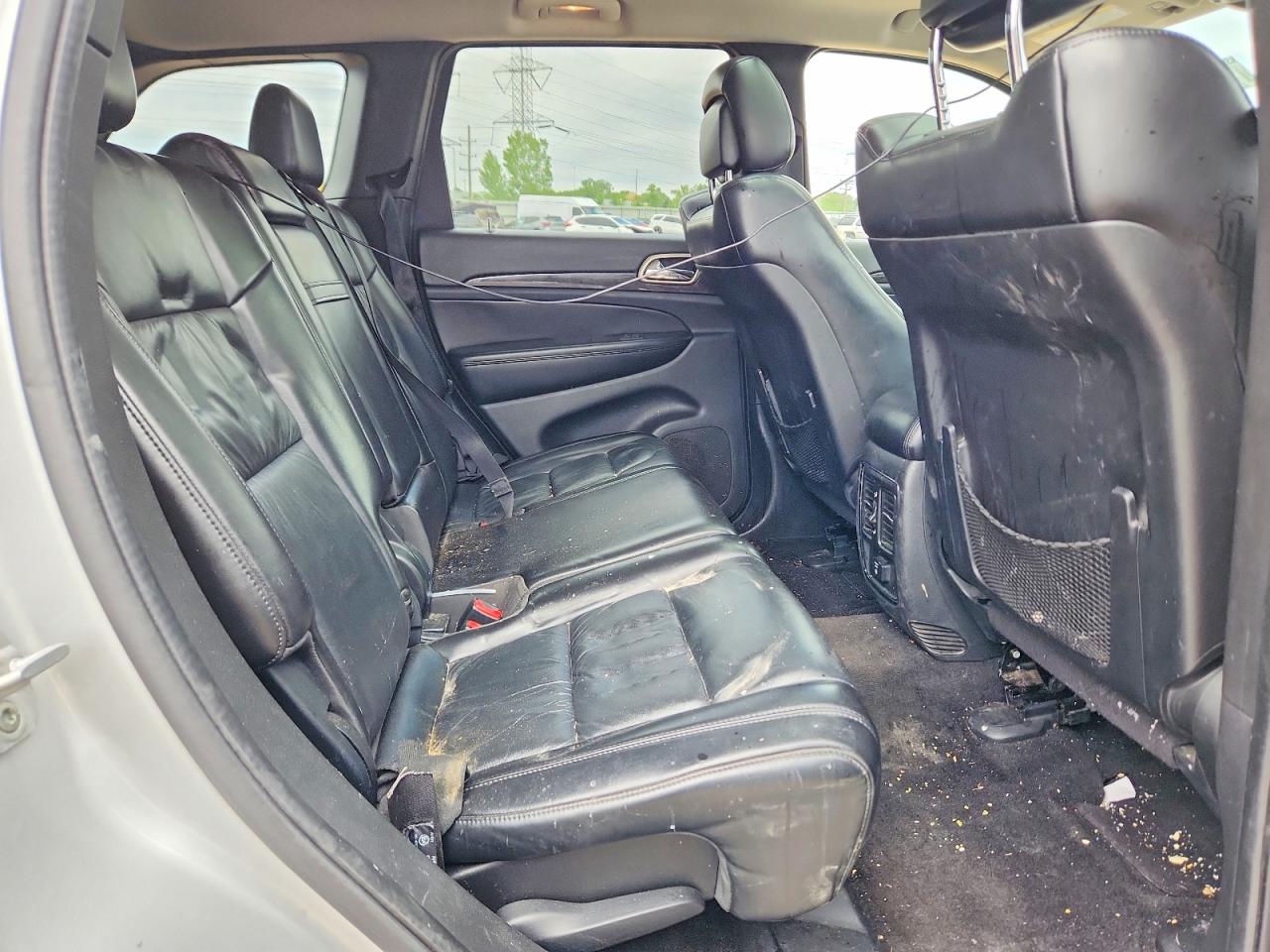 2011 Jeep Grand Cherokee Laredo Silver vin: 1J4RR4GG2BC510790