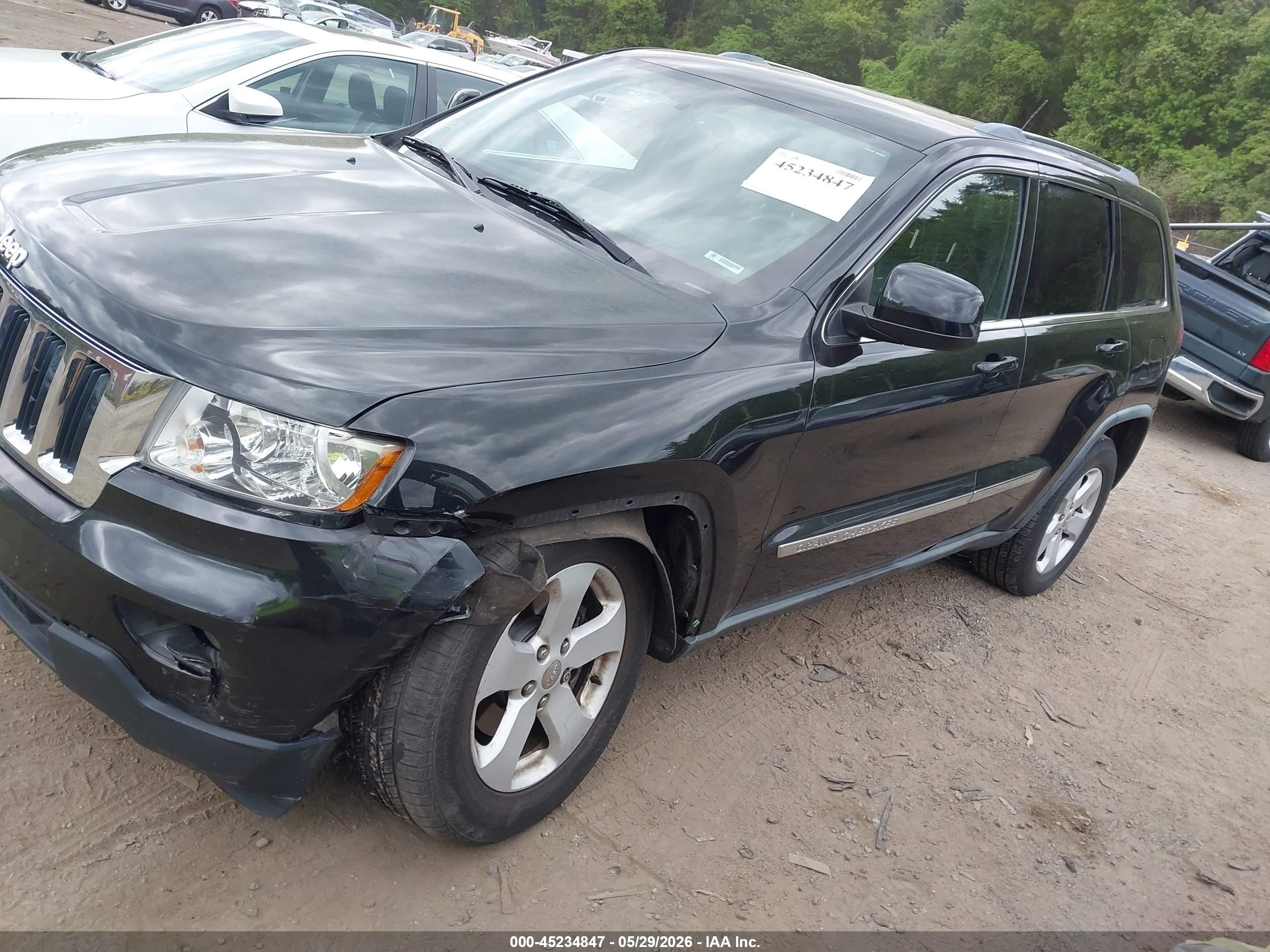 2011 Jeep Grand Cherokee Laredo Черный vin: 1J4RR4GG2BC547757