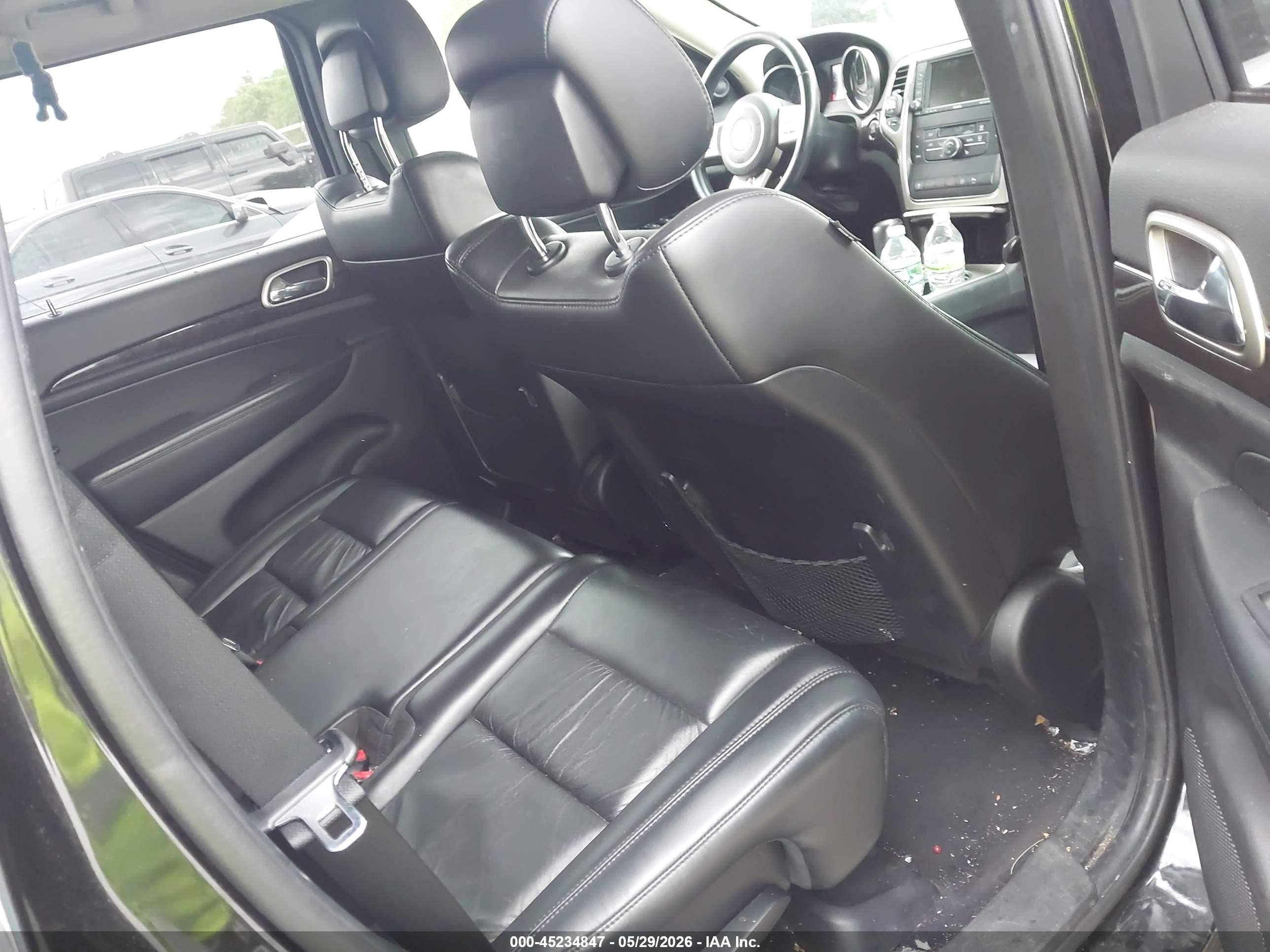 2011 Jeep Grand Cherokee Laredo Черный vin: 1J4RR4GG2BC547757