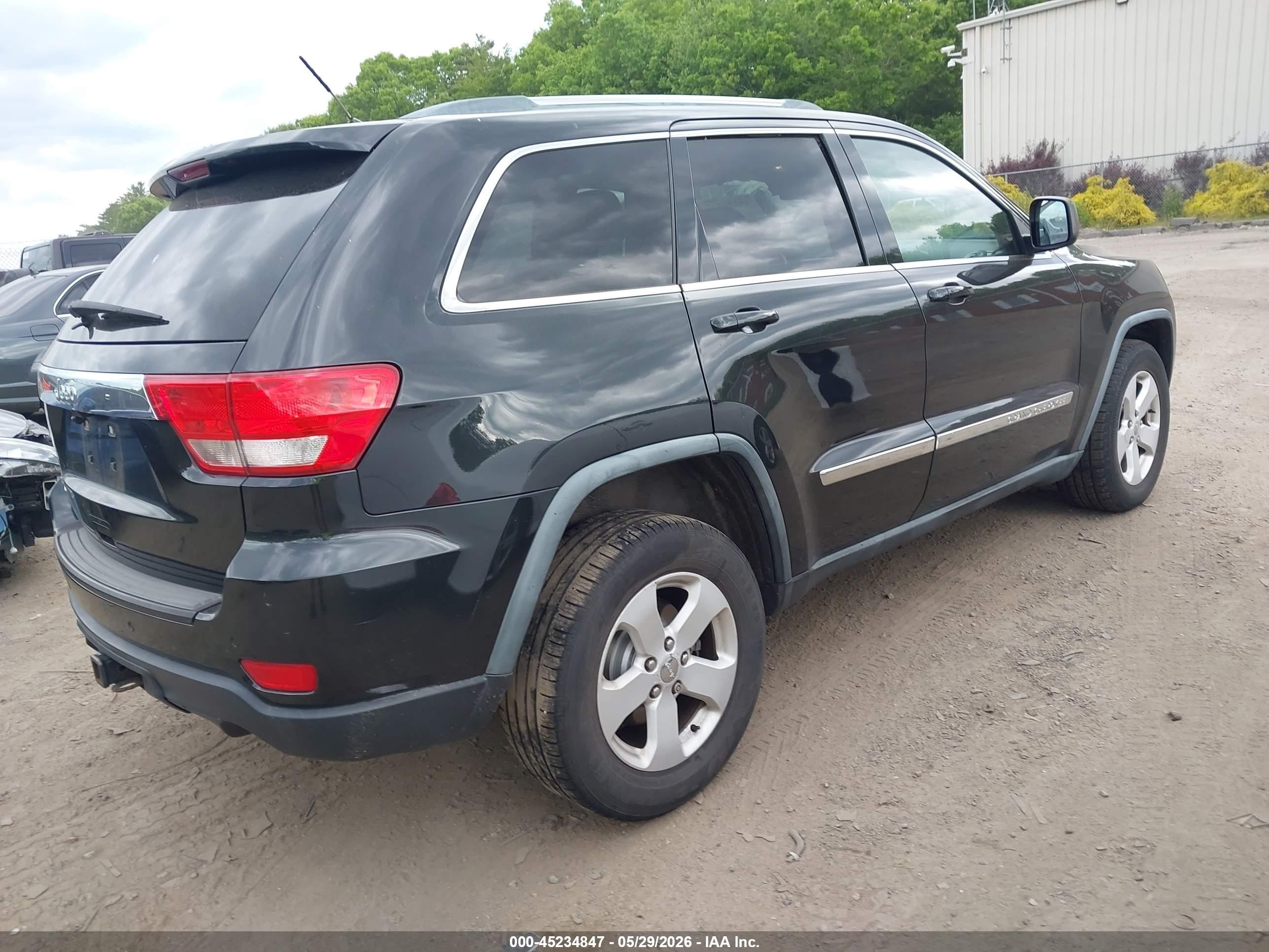 2011 Jeep Grand Cherokee Laredo Черный vin: 1J4RR4GG2BC547757
