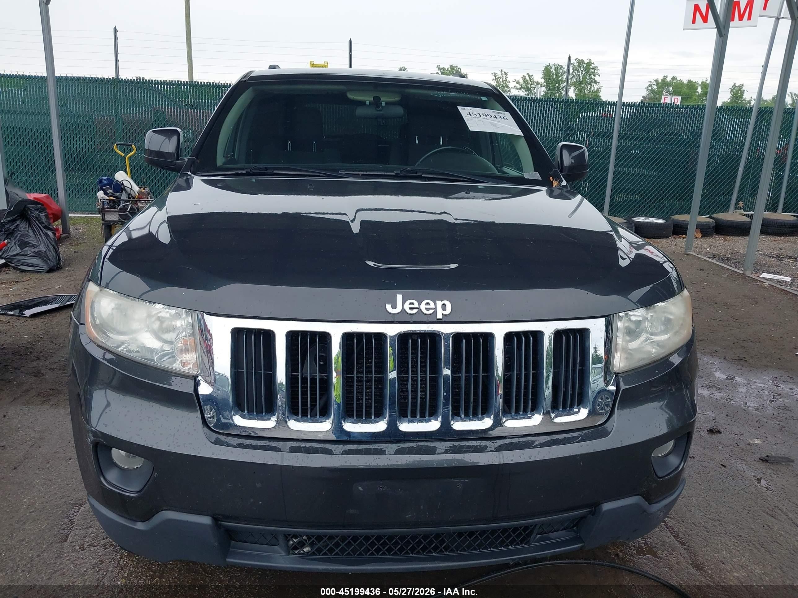 2011 Jeep Grand Cherokee Laredo Черный vin: 1J4RR4GG2BC550769