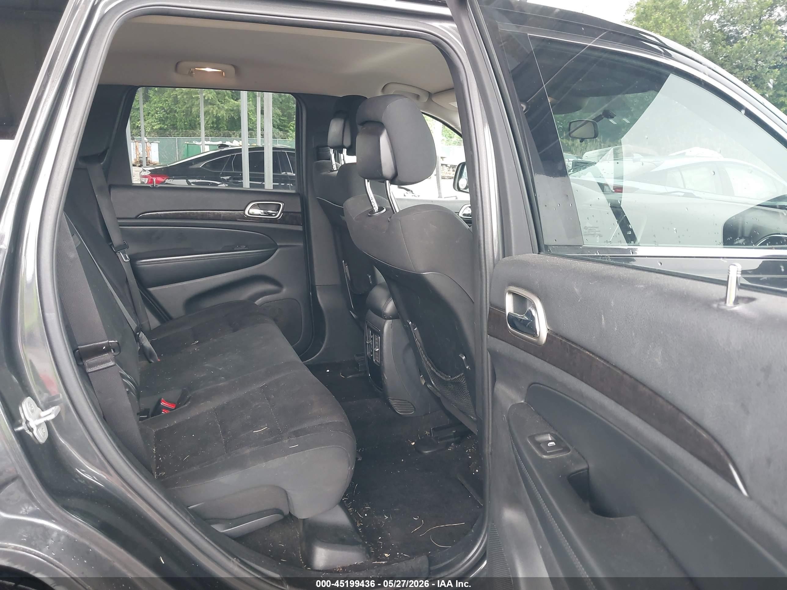 2011 Jeep Grand Cherokee Laredo Черный vin: 1J4RR4GG2BC550769