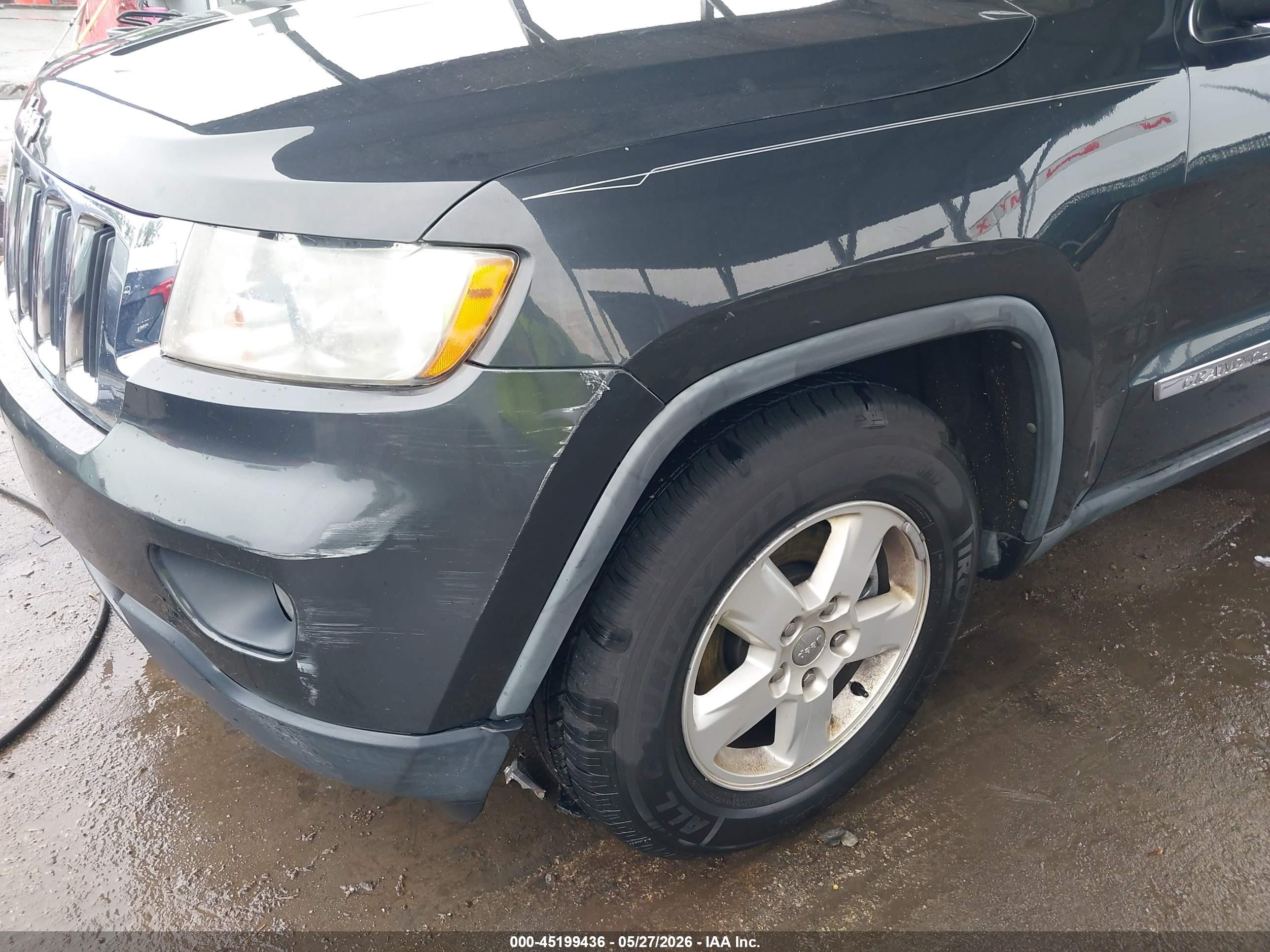 2011 Jeep Grand Cherokee Laredo Черный vin: 1J4RR4GG2BC550769