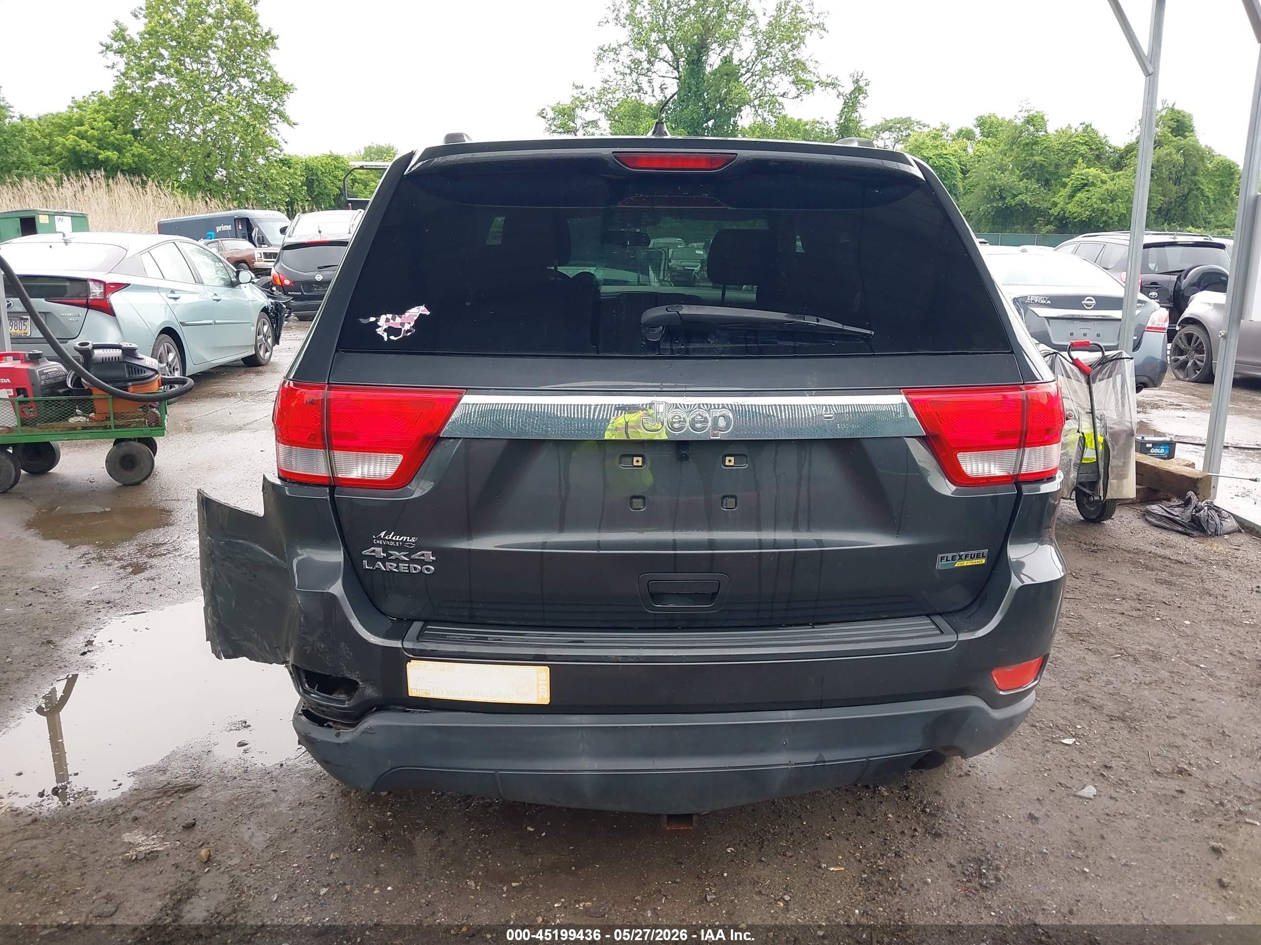 2011 Jeep Grand Cherokee Laredo Черный vin: 1J4RR4GG2BC550769