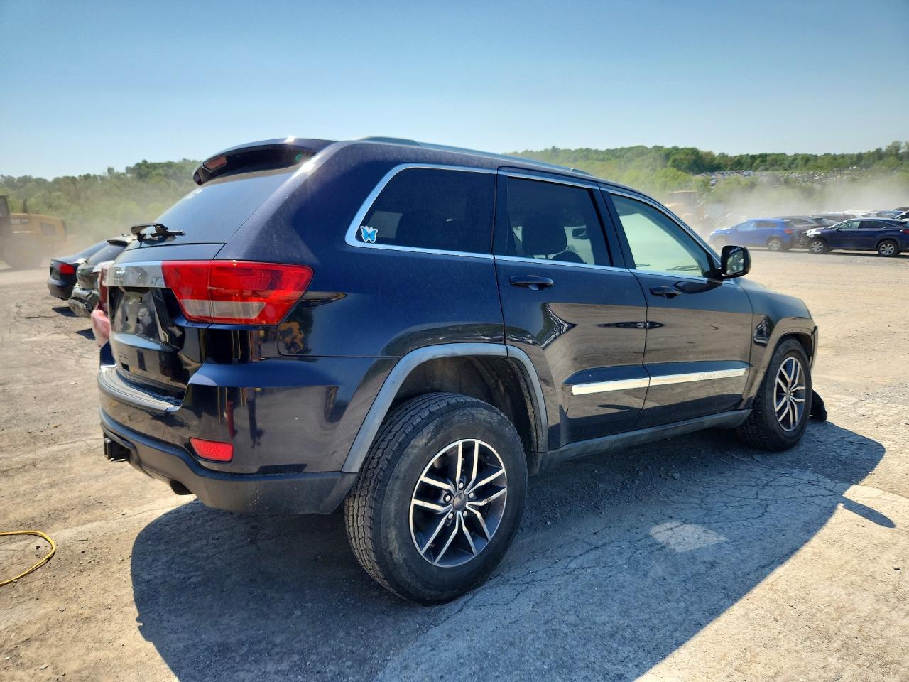 2011 Jeep Grand Cherokee Laredo Blue vin: 1J4RR4GG2BC570374