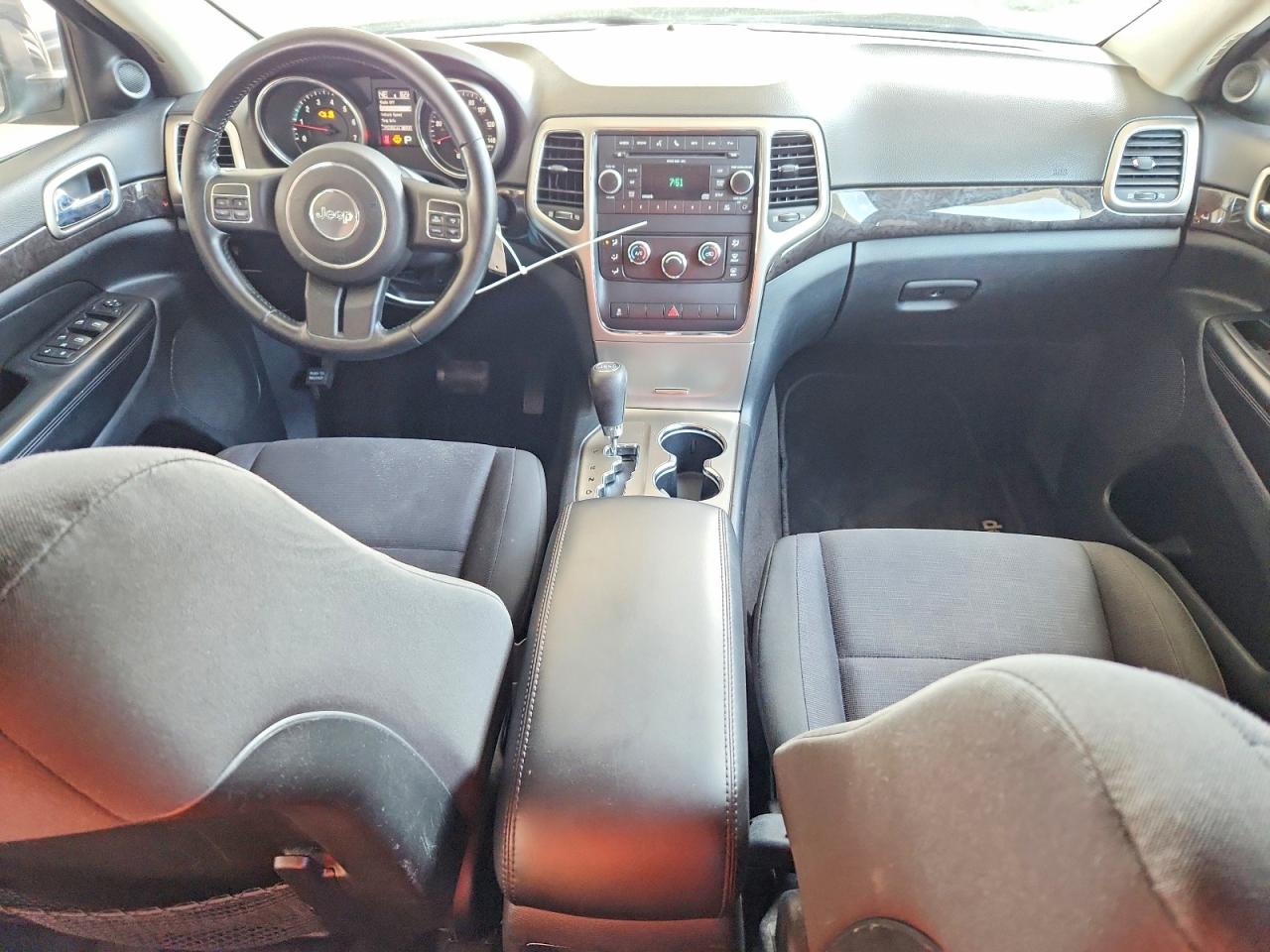 2011 Jeep Grand Cherokee Laredo Черный vin: 1J4RR4GG2BC585425