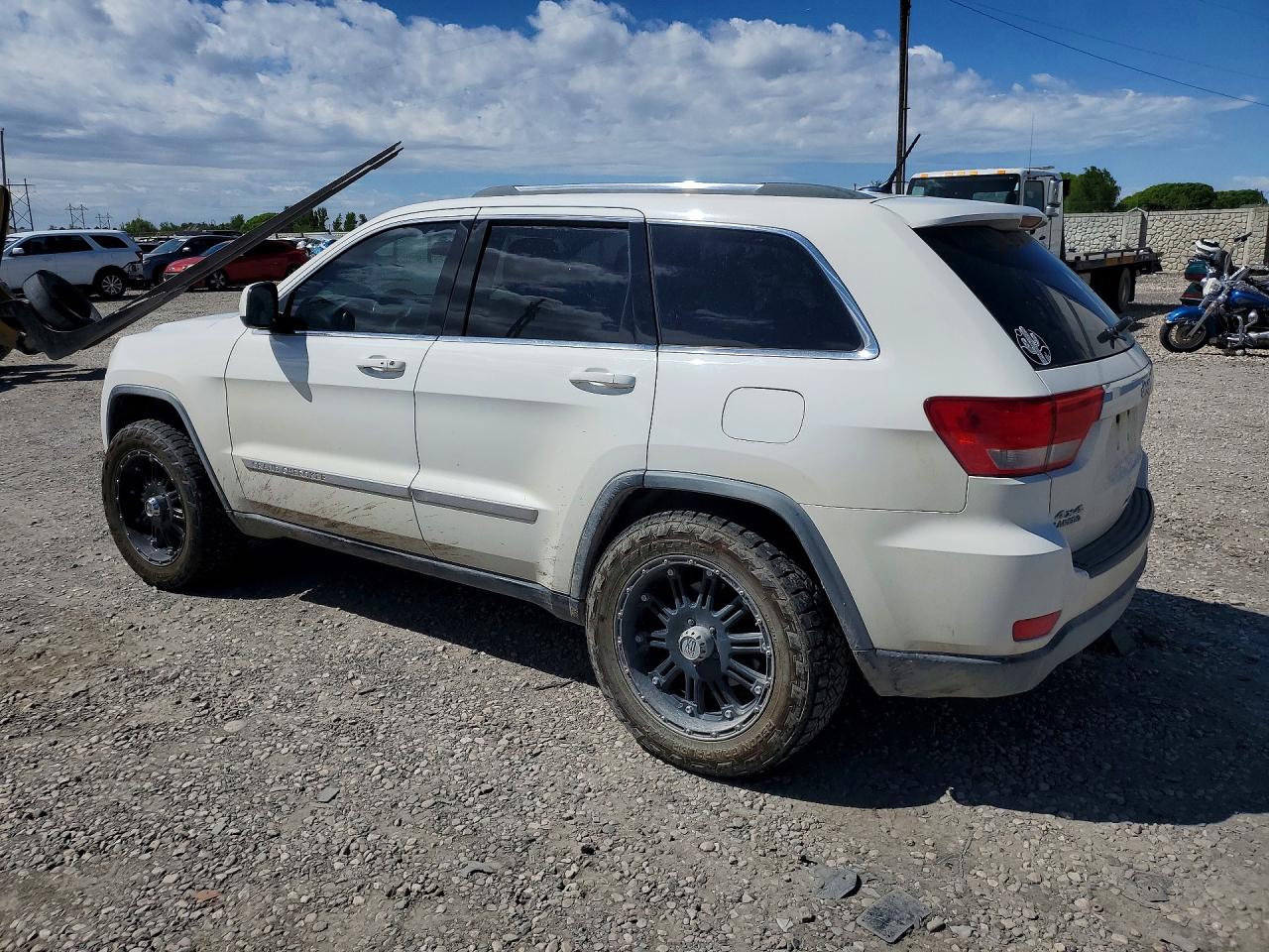 2011 Jeep Grand Cherokee Laredo White vin: 1J4RR4GG2BC654677