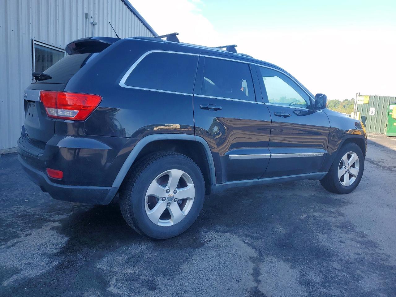 2011 Jeep Grand Cherokee Laredo Charcoal vin: 1J4RR4GG2BC657630