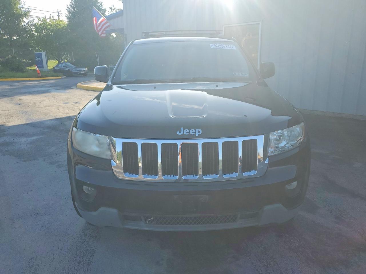 2011 Jeep Grand Cherokee Laredo Charcoal vin: 1J4RR4GG2BC657630