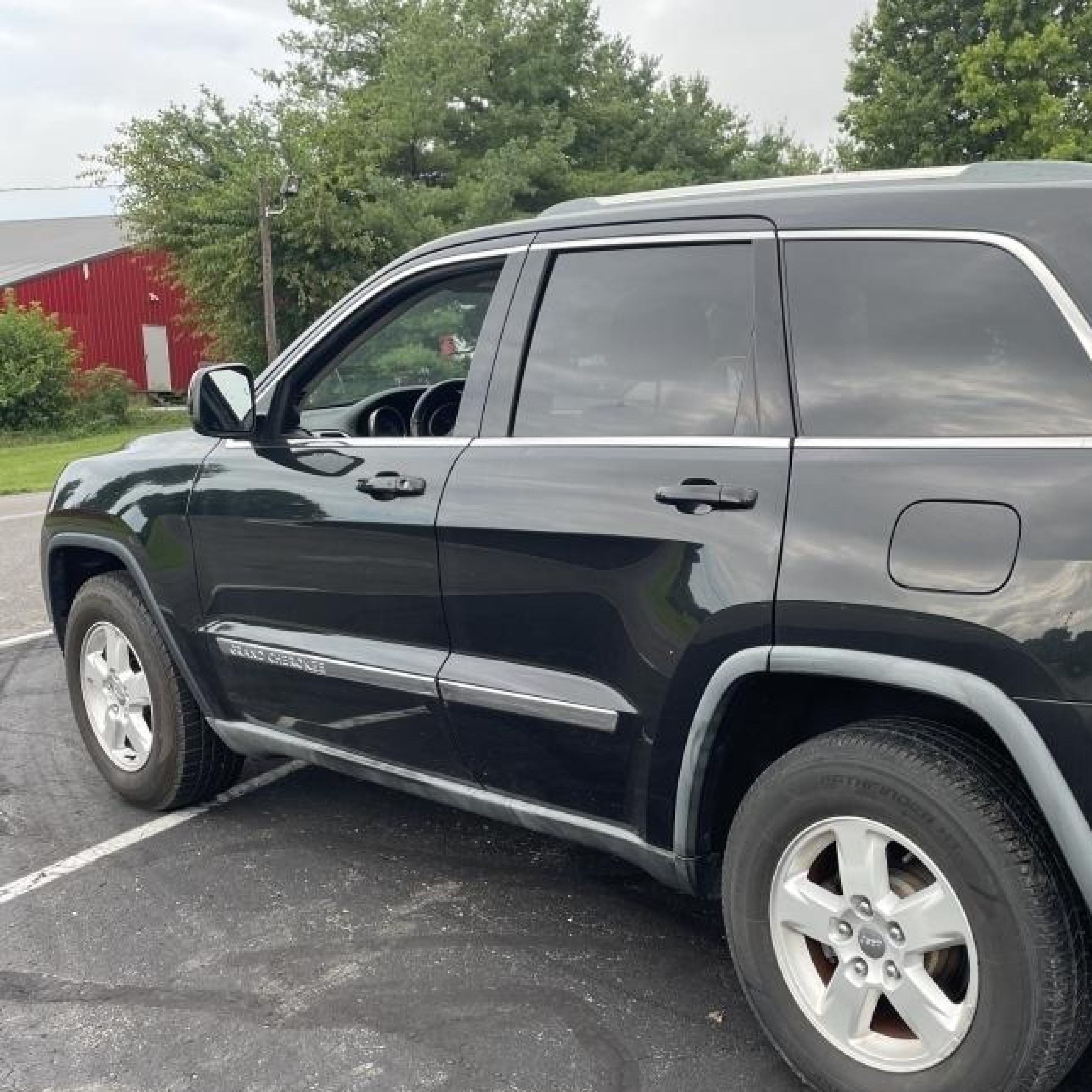 2011 Jeep Grand Cherokee Laredo Черный vin: 1J4RR4GG2BC693933