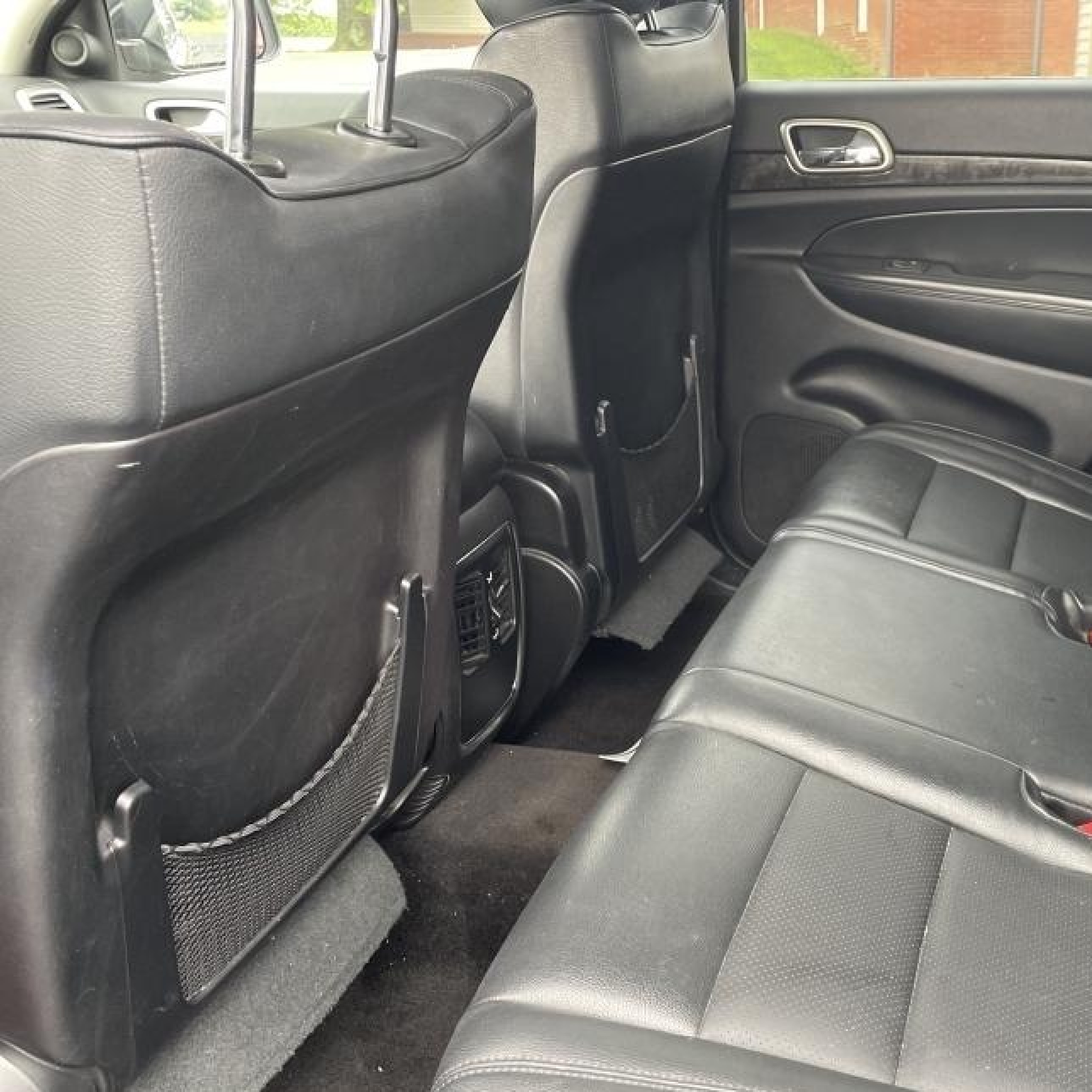 2011 Jeep Grand Cherokee Laredo Черный vin: 1J4RR4GG2BC693933