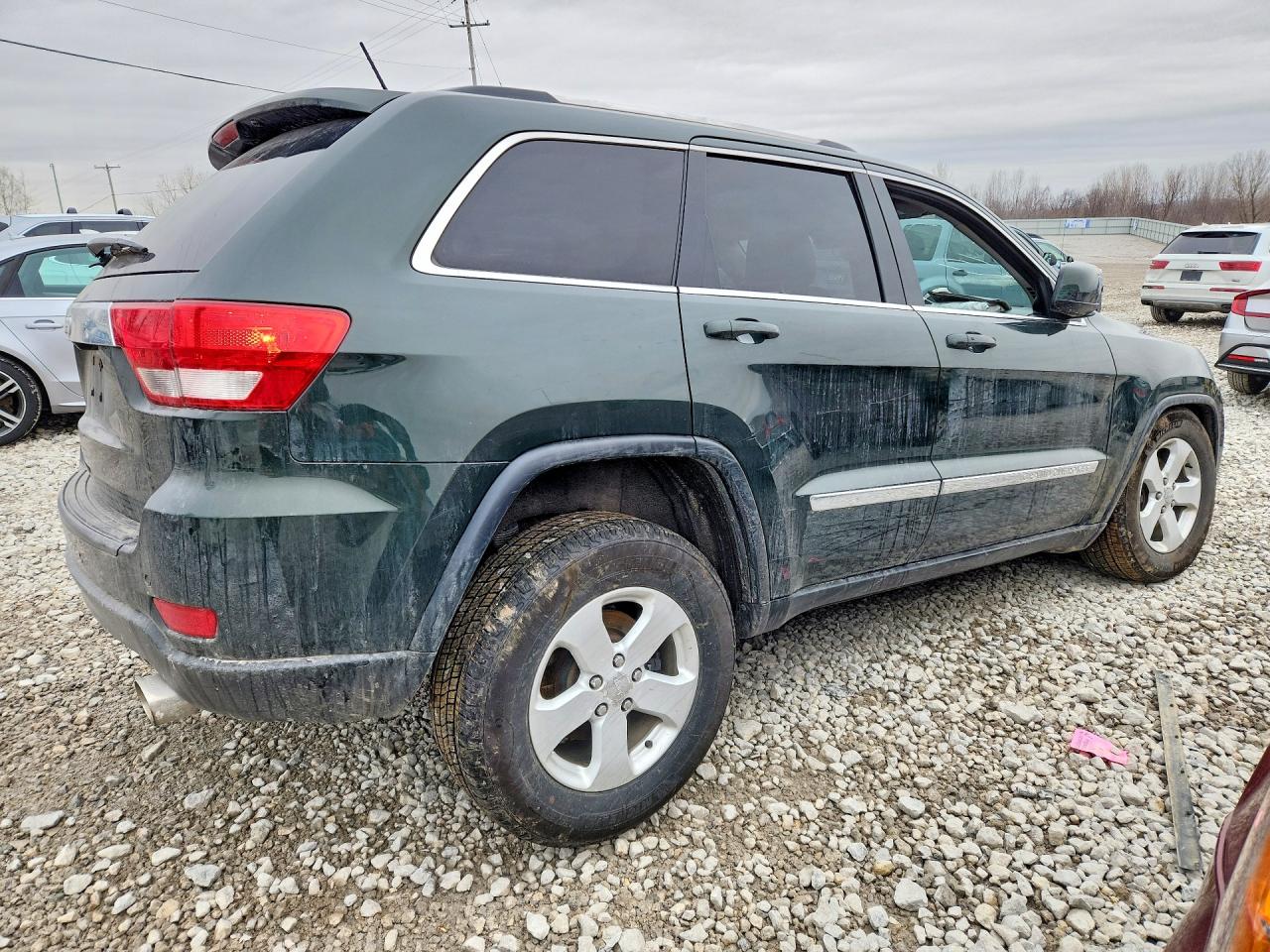 2011 Jeep Grand Cherokee Laredo Зеленый vin: 1J4RR4GG2BC739034