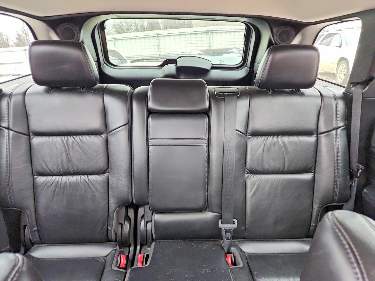 2011 Jeep Grand Cherokee Laredo Зеленый vin: 1J4RR4GG2BC739034