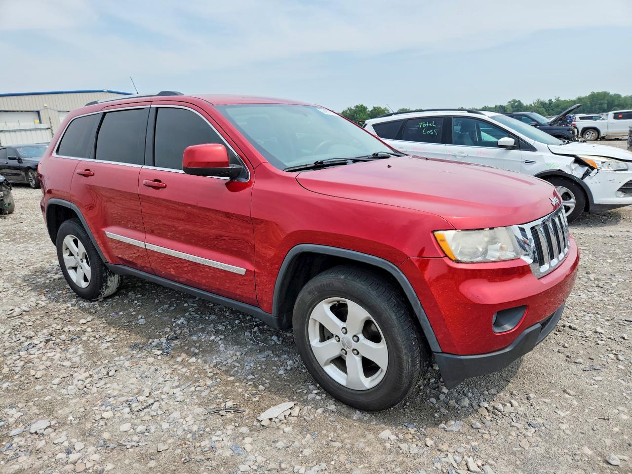 2011 Jeep Grand Cherokee Laredo Burgundy vin: 1J4RR4GG3BC509602