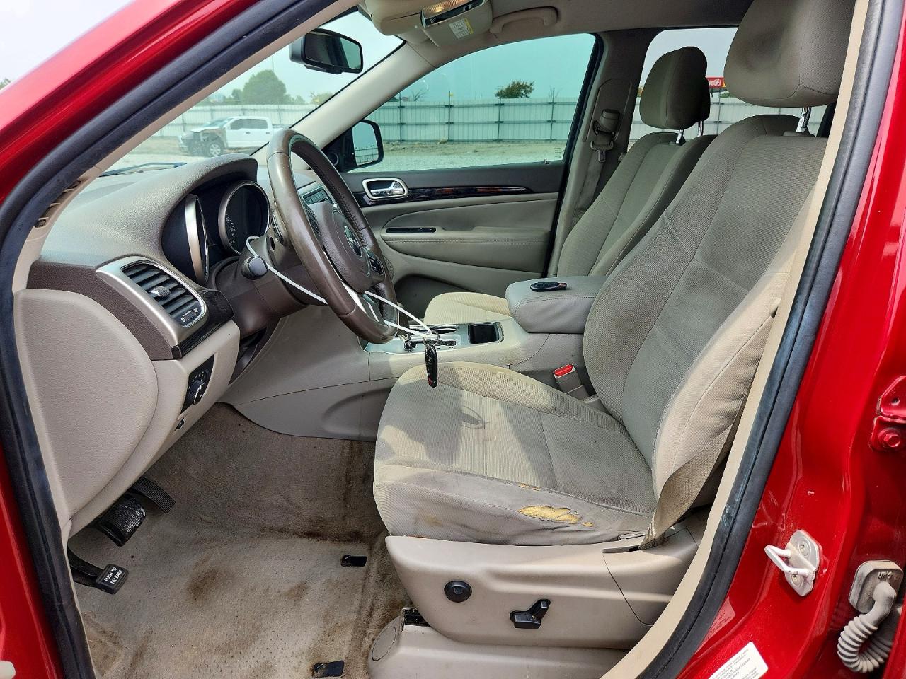 2011 Jeep Grand Cherokee Laredo Burgundy vin: 1J4RR4GG3BC509602