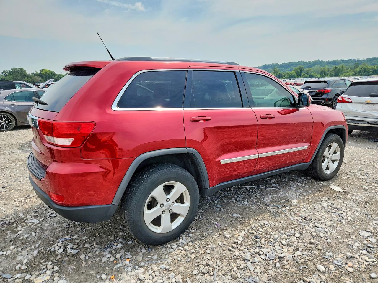 2011 Jeep Grand Cherokee Laredo Burgundy vin: 1J4RR4GG3BC509602