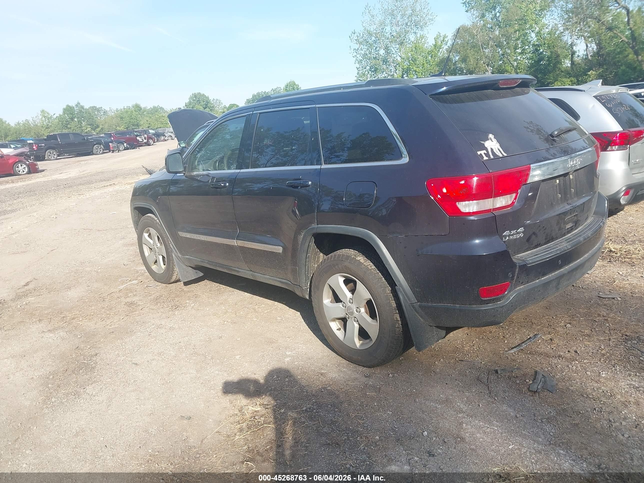 2011 Jeep Grand Cherokee Laredo Dark Blue vin: 1J4RR4GG3BC511723
