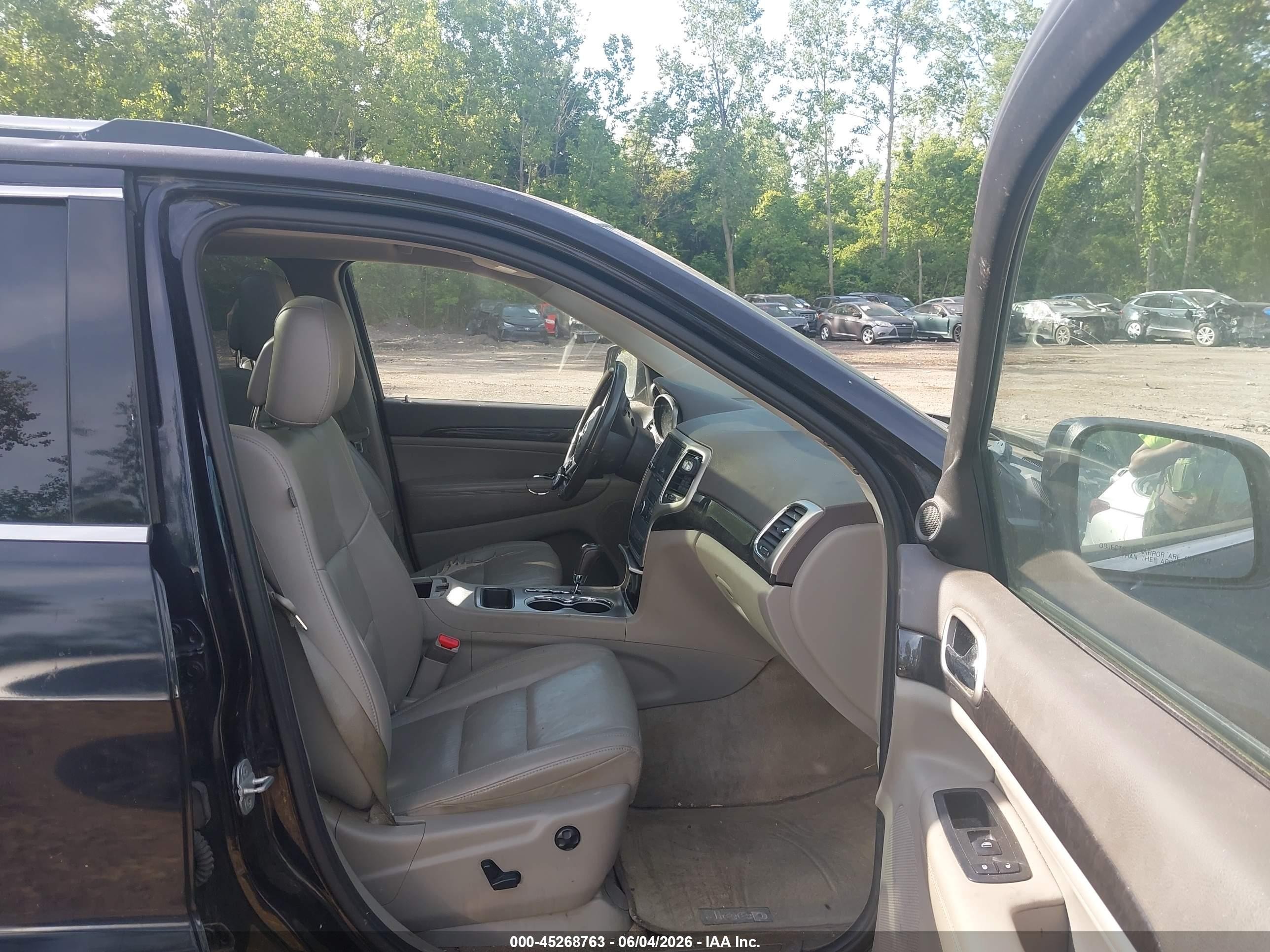 2011 Jeep Grand Cherokee Laredo Dark Blue vin: 1J4RR4GG3BC511723