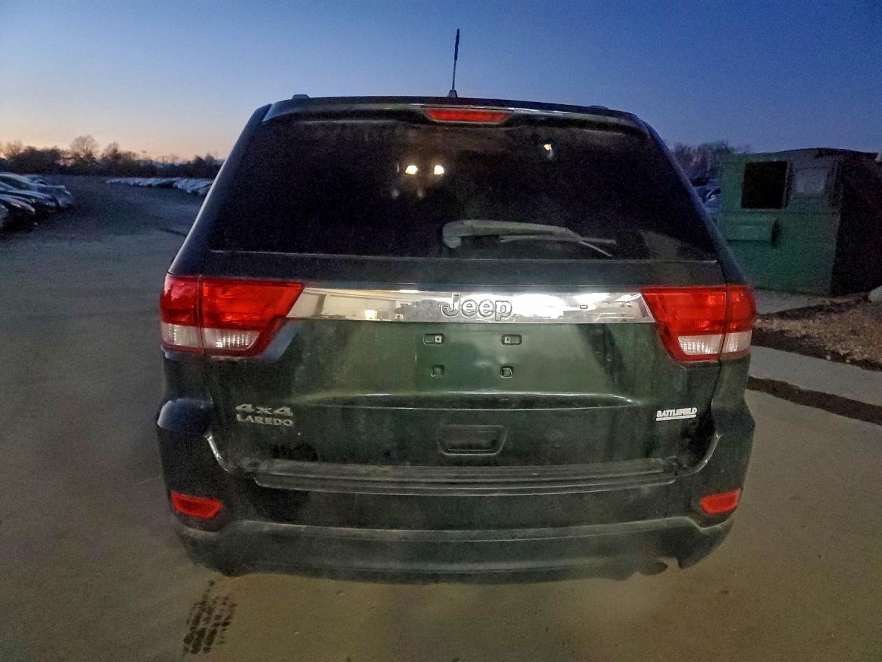 2011 Jeep Grand Cherokee Laredo Green vin: 1J4RR4GG3BC534807