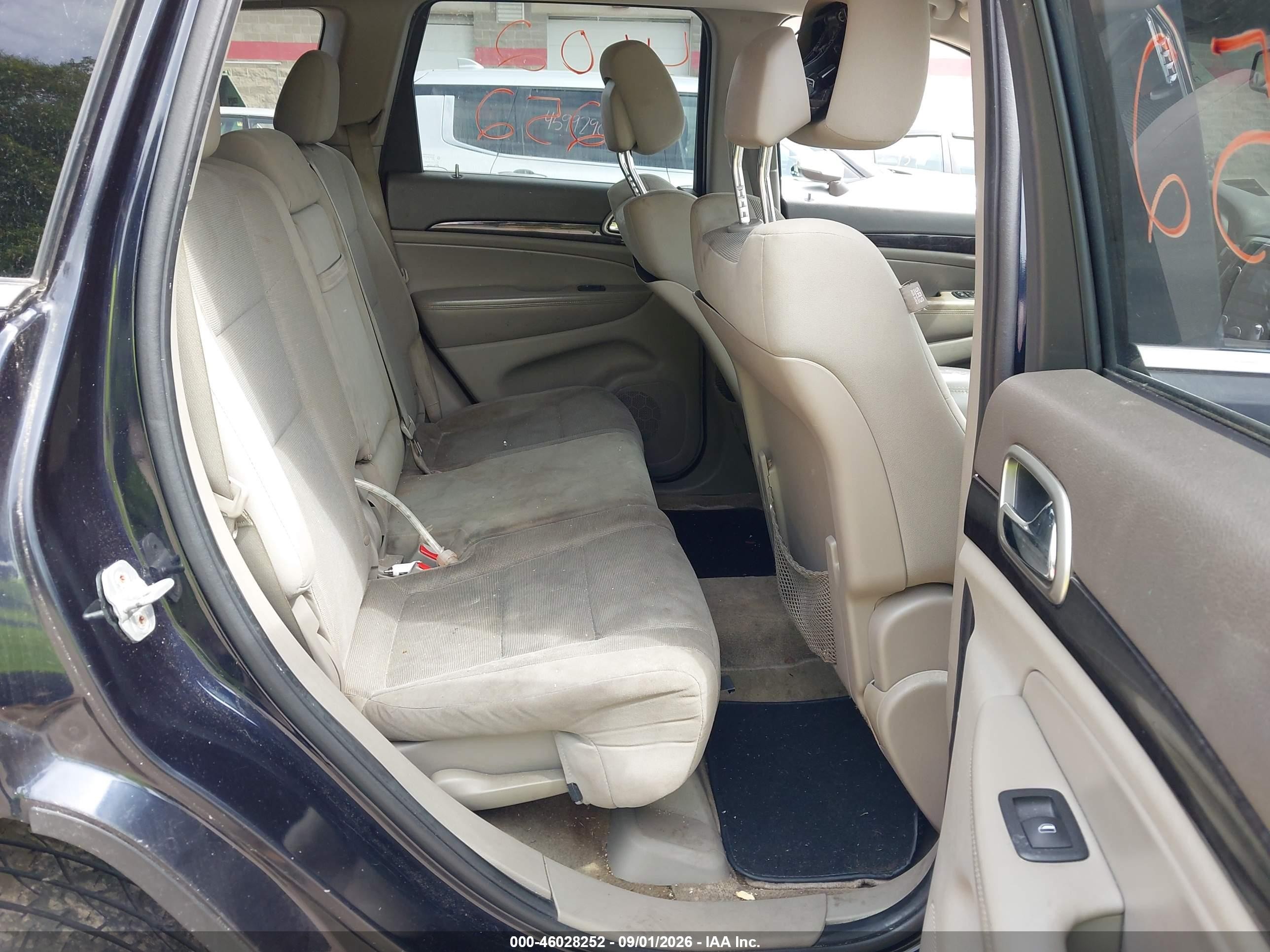 2011 Jeep Grand Cherokee Laredo Синий vin: 1J4RR4GG3BC540512