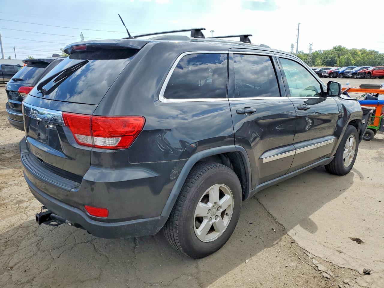 2011 Jeep Grand Cherokee Laredo Серый vin: 1J4RR4GG3BC576765