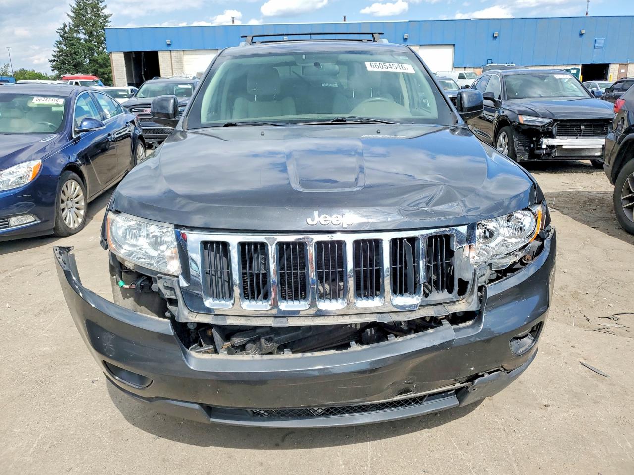 2011 Jeep Grand Cherokee Laredo Серый vin: 1J4RR4GG3BC576765