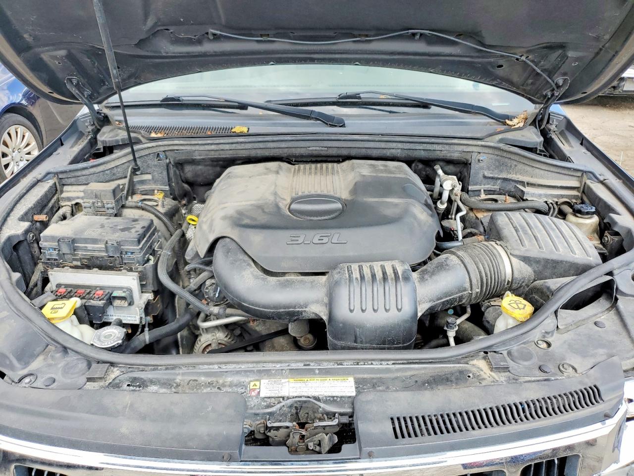 2011 Jeep Grand Cherokee Laredo Серый vin: 1J4RR4GG3BC576765
