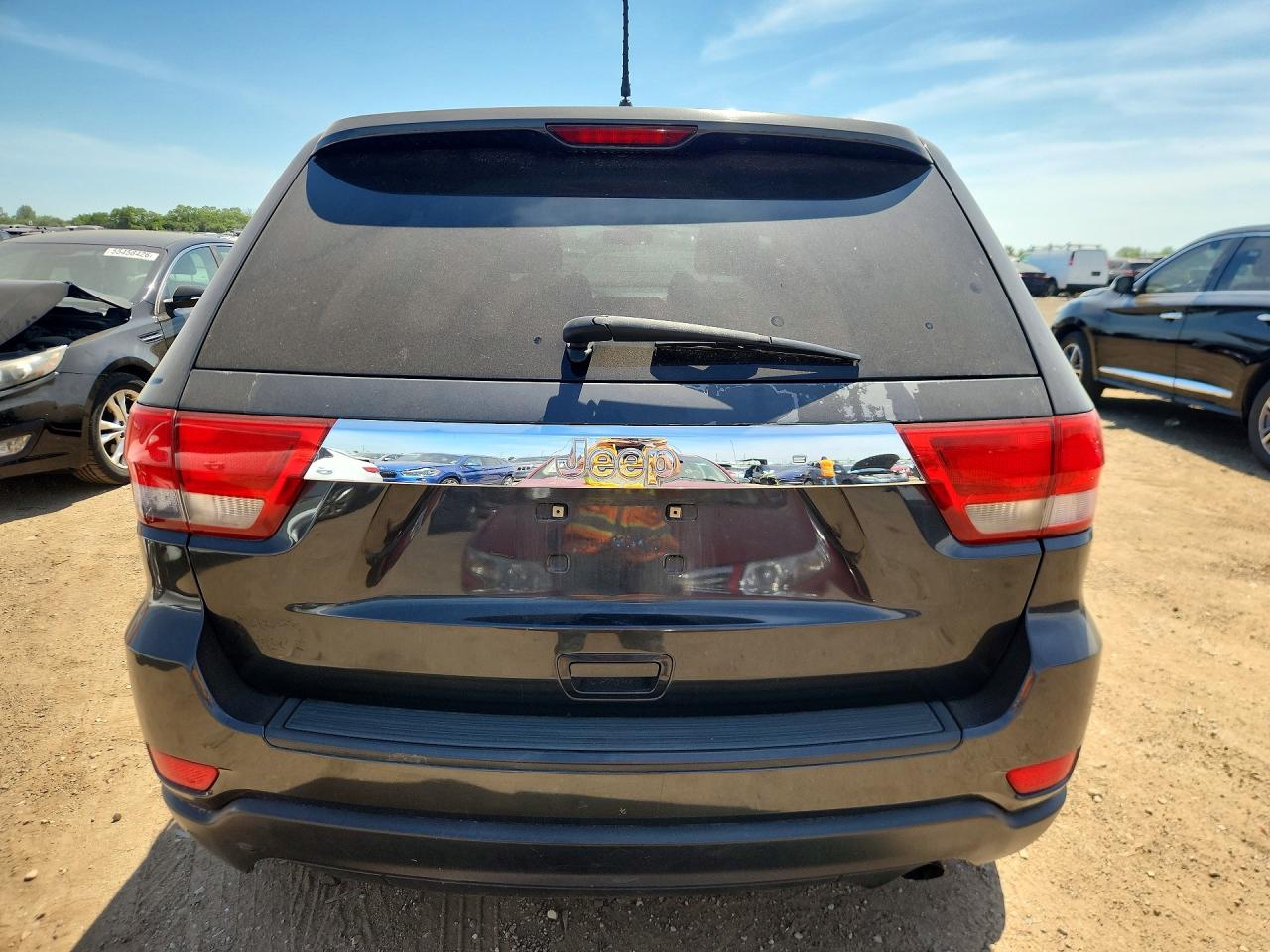 2011 Jeep Grand Cherokee Laredo Black vin: 1J4RR4GG3BC581285