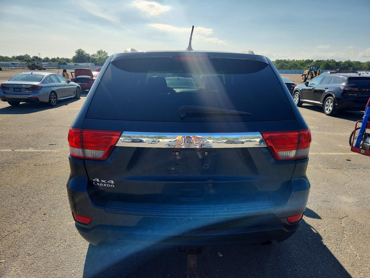 2011 Jeep Grand Cherokee Laredo Black vin: 1J4RR4GG3BC585420