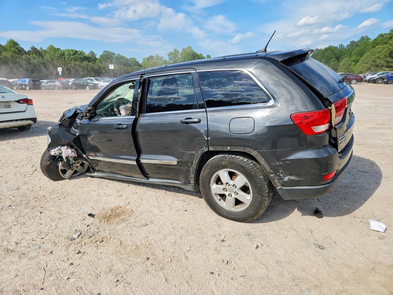 2011 Jeep Grand Cherokee Laredo Угольный vin: 1J4RR4GG3BC596823
