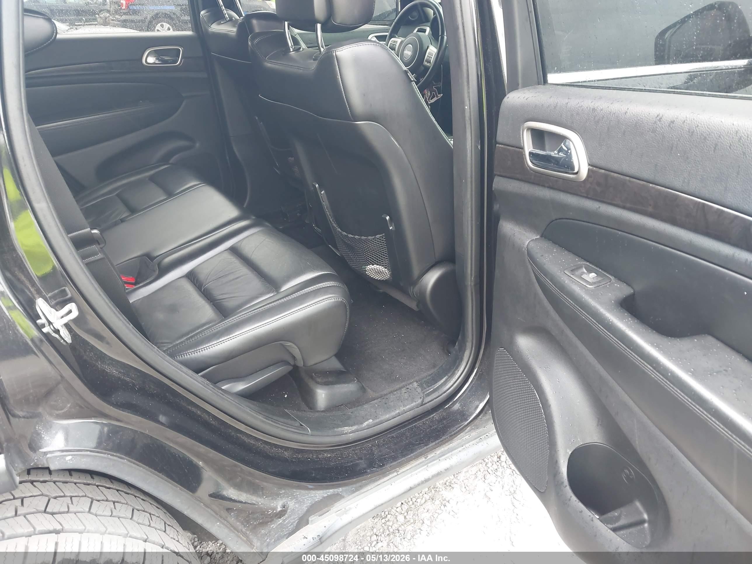 2011 Jeep Grand Cherokee Laredo Черный vin: 1J4RR4GG3BC597700