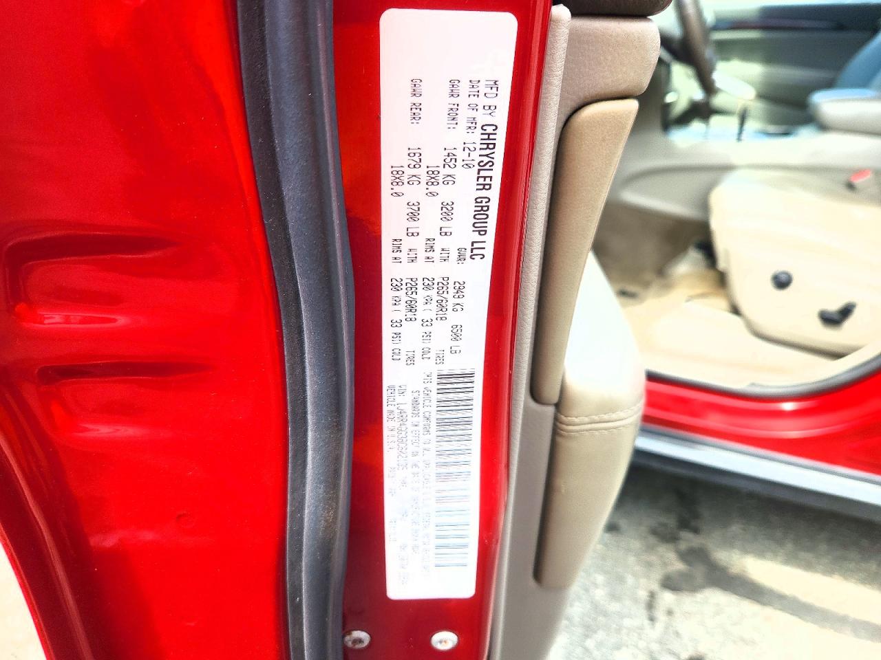 2011 Jeep Grand Cherokee Laredo Red vin: 1J4RR4GG3BC602135