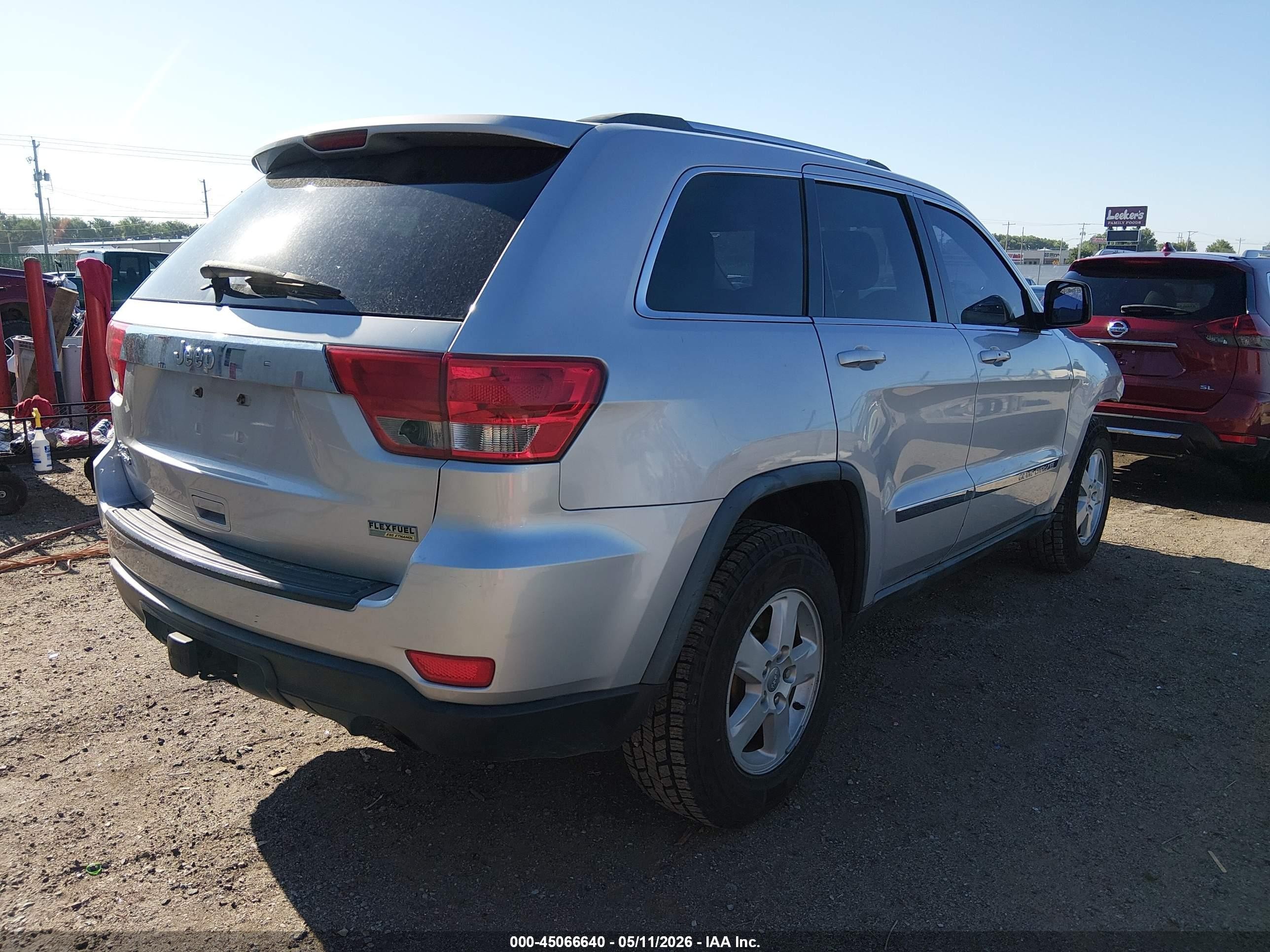 2011 Jeep Grand Cherokee Laredo Silver vin: 1J4RR4GG3BC705443