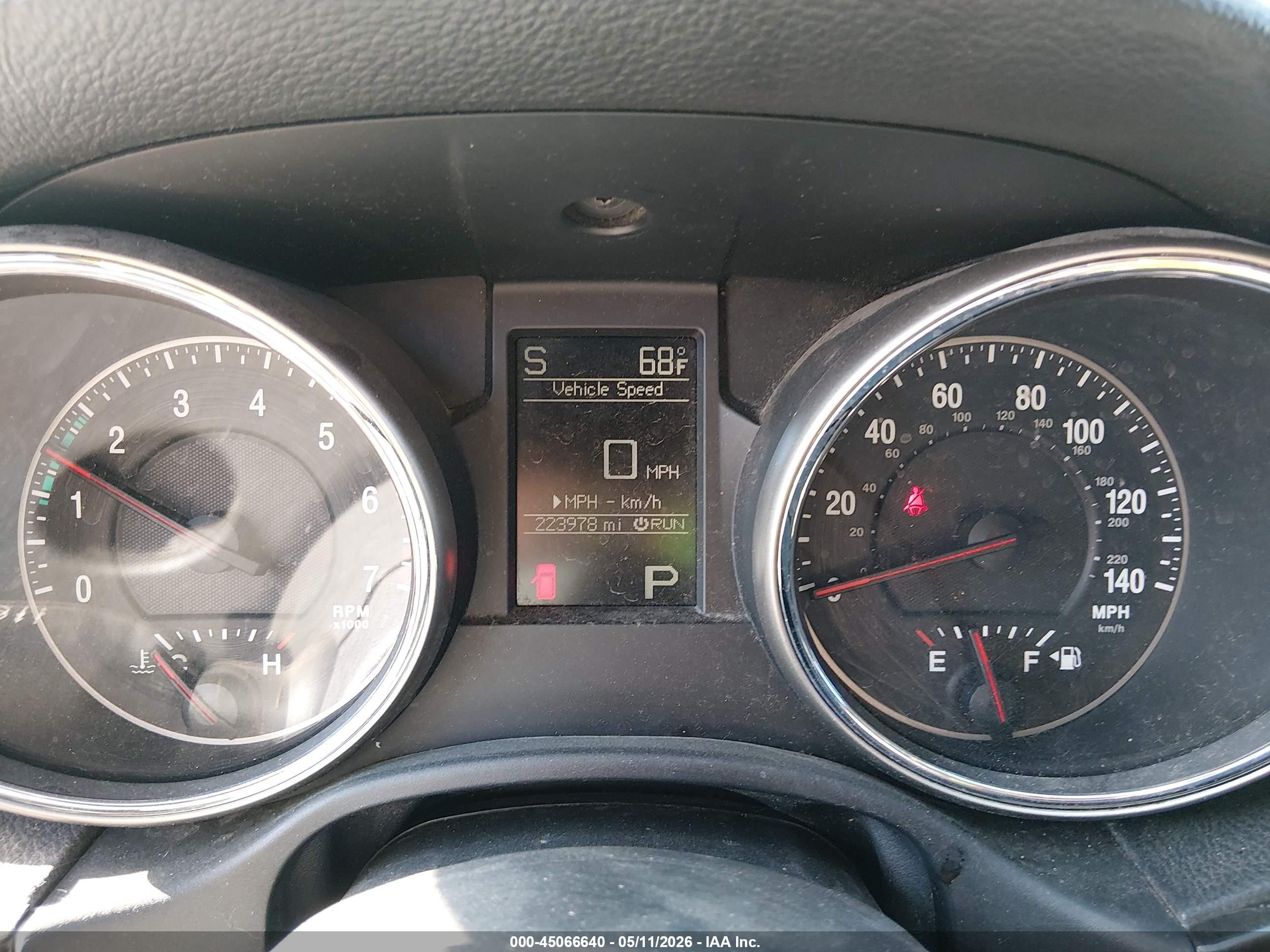 2011 Jeep Grand Cherokee Laredo Silver vin: 1J4RR4GG3BC705443