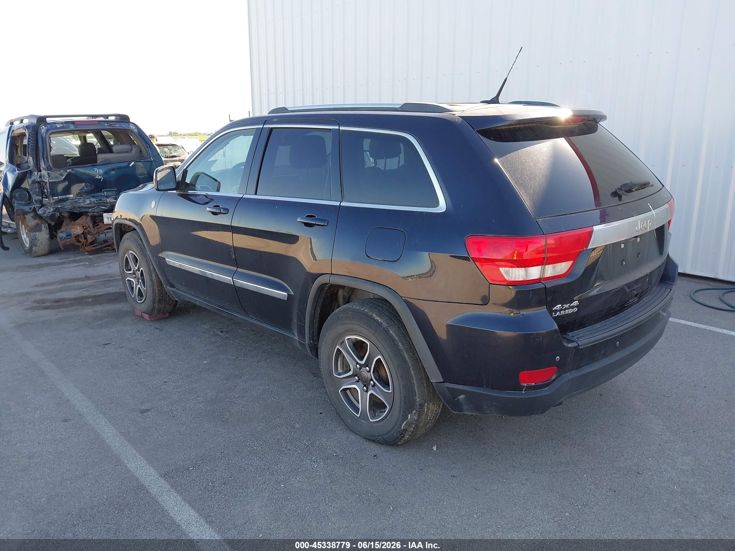2011 Jeep Grand Cherokee Laredo Black vin: 1J4RR4GG4BC505588