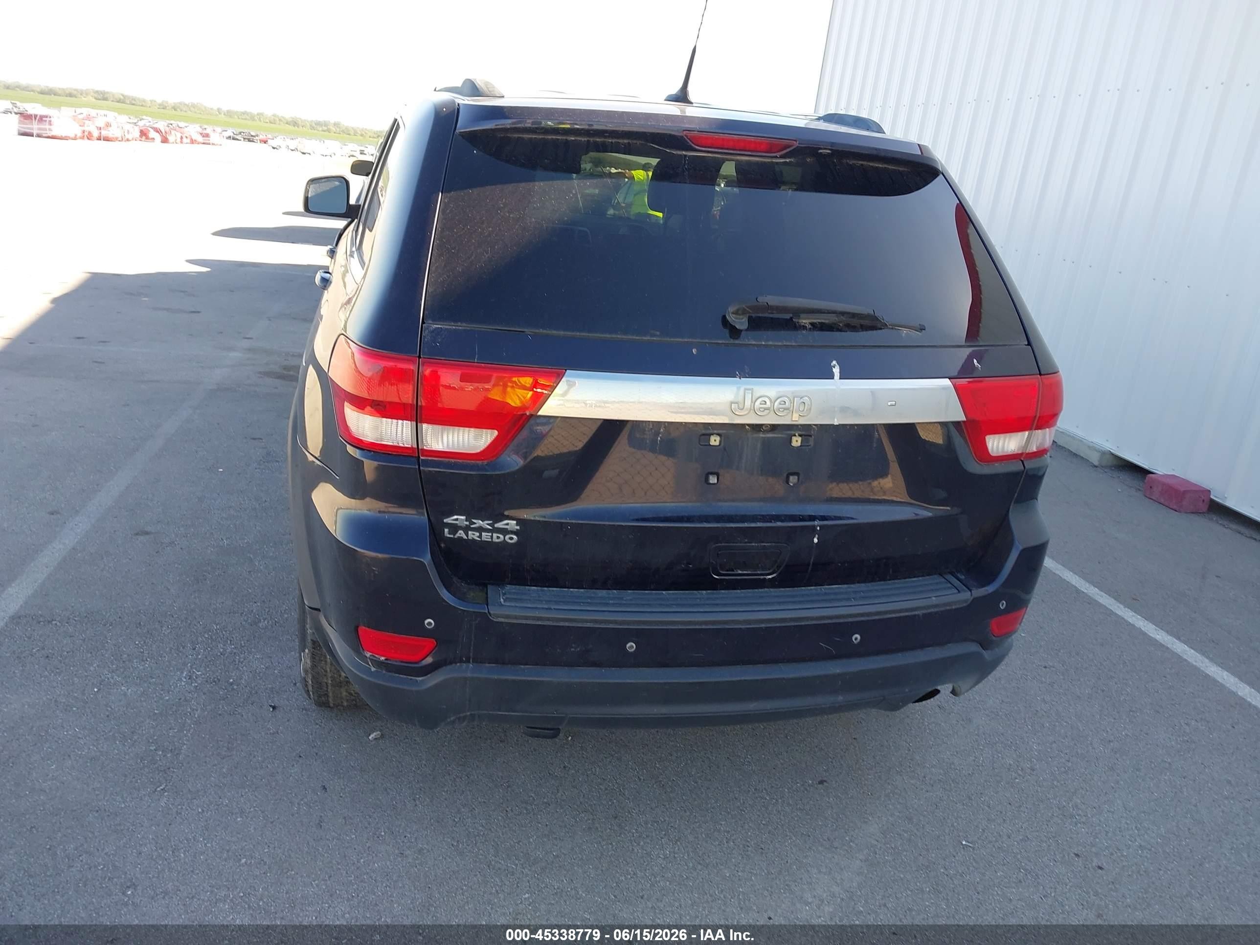 2011 Jeep Grand Cherokee Laredo Black vin: 1J4RR4GG4BC505588