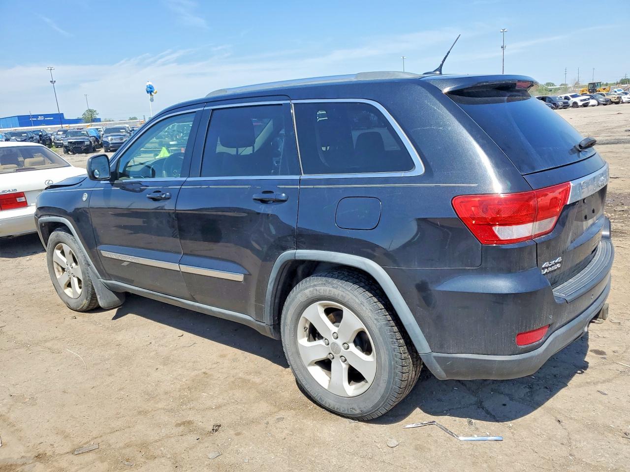 2011 Jeep Grand Cherokee Laredo Black vin: 1J4RR4GG4BC543340