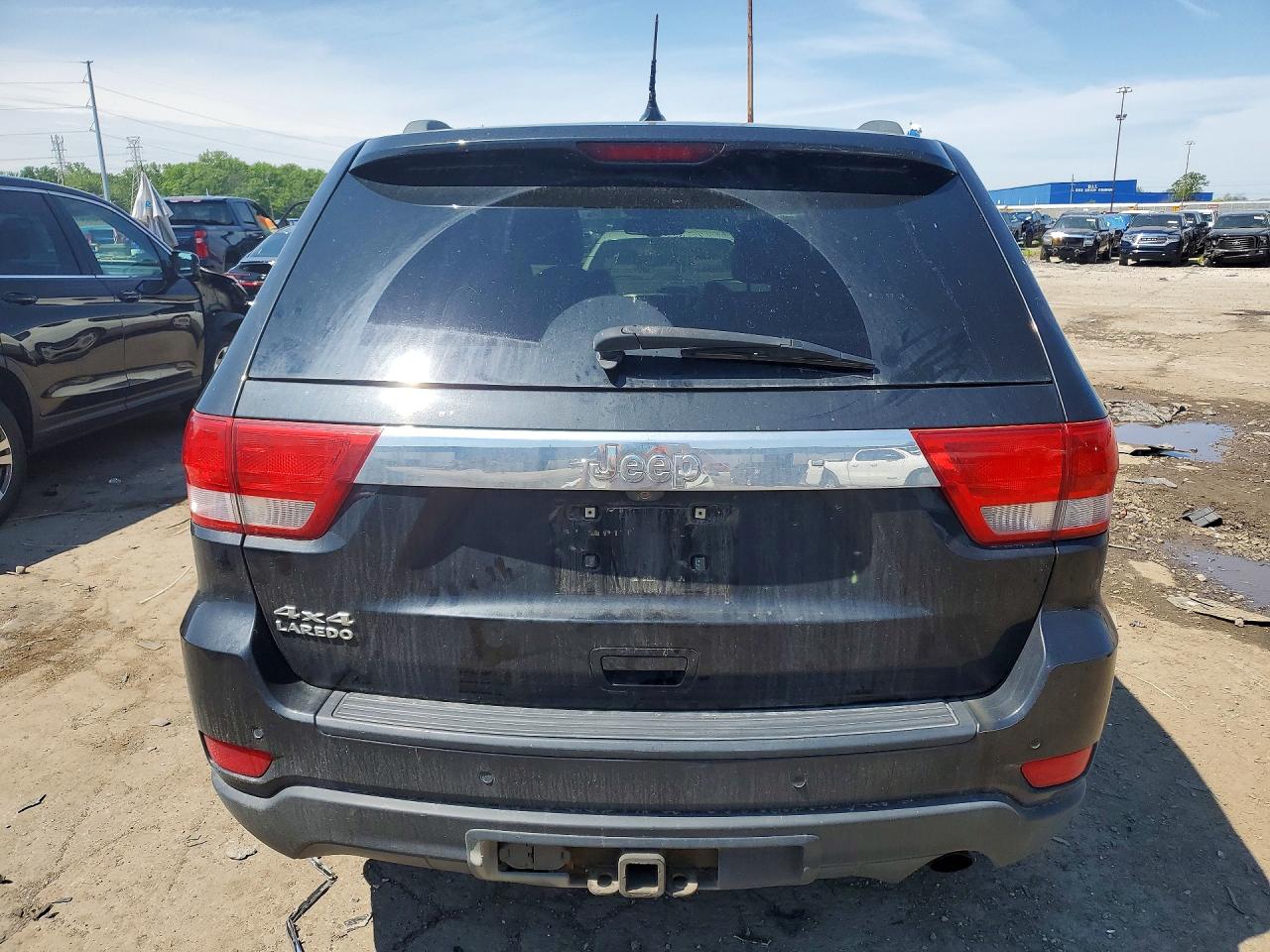 2011 Jeep Grand Cherokee Laredo Black vin: 1J4RR4GG4BC543340