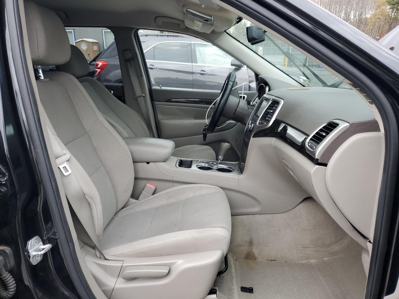 2011 Jeep Grand Cherokee Laredo Черный vin: 1J4RR4GG4BC567279