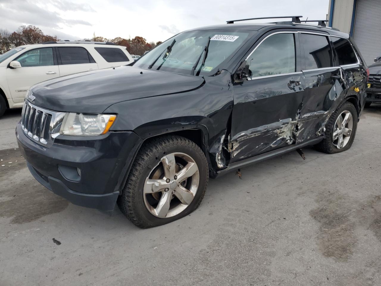 2011 Jeep Grand Cherokee Laredo Черный vin: 1J4RR4GG4BC567279