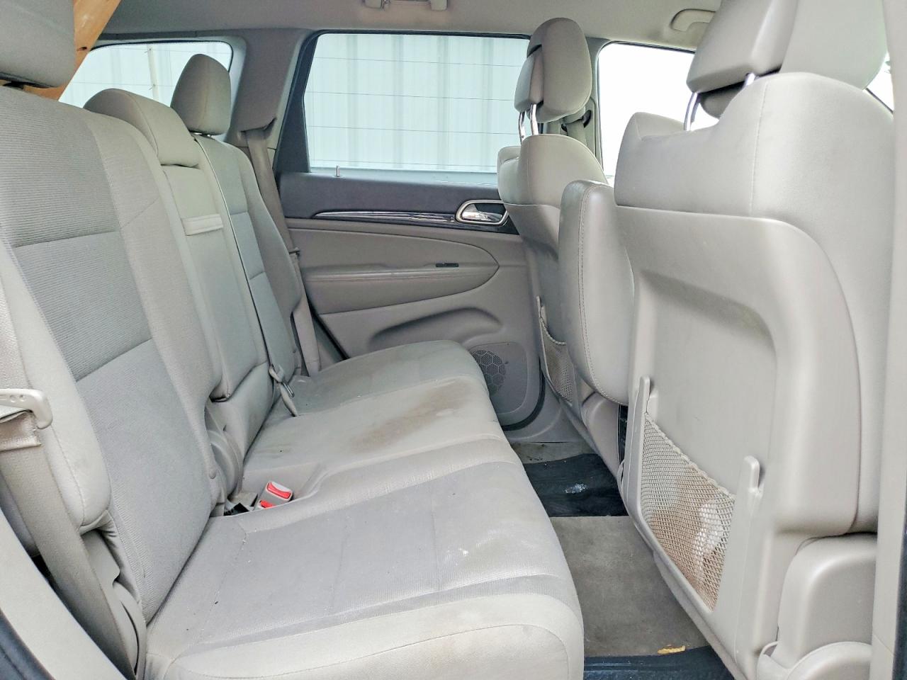 2011 Jeep Grand Cherokee Laredo Green vin: 1J4RR4GG4BC584339