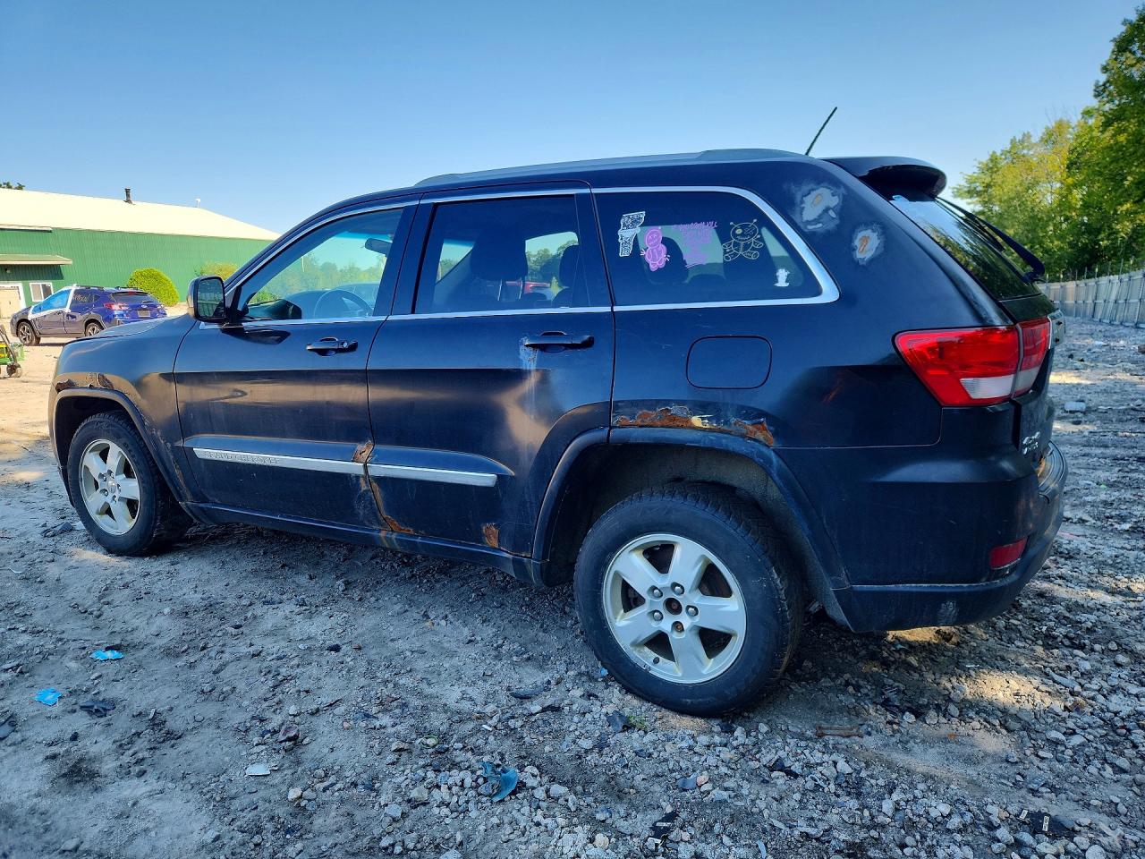 2011 Jeep Grand Cherokee Laredo Black vin: 1J4RR4GG4BC596569