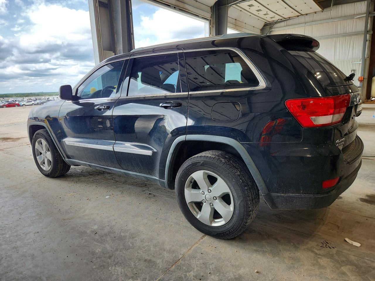 2011 Jeep Grand Cherokee Laredo Black vin: 1J4RR4GG4BC602127